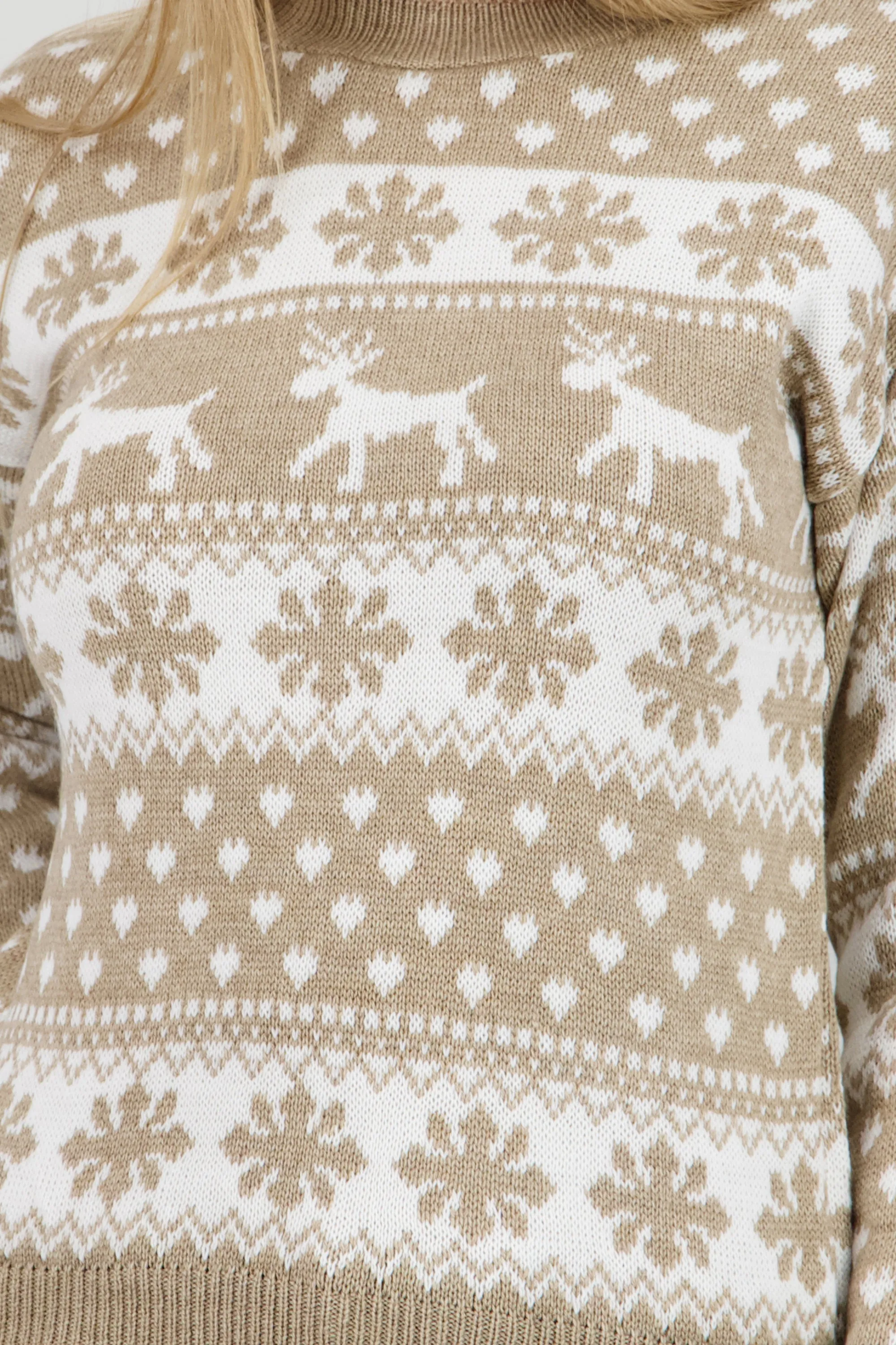 Suéter navideño renos sold by Shasa product image thumbnail 5