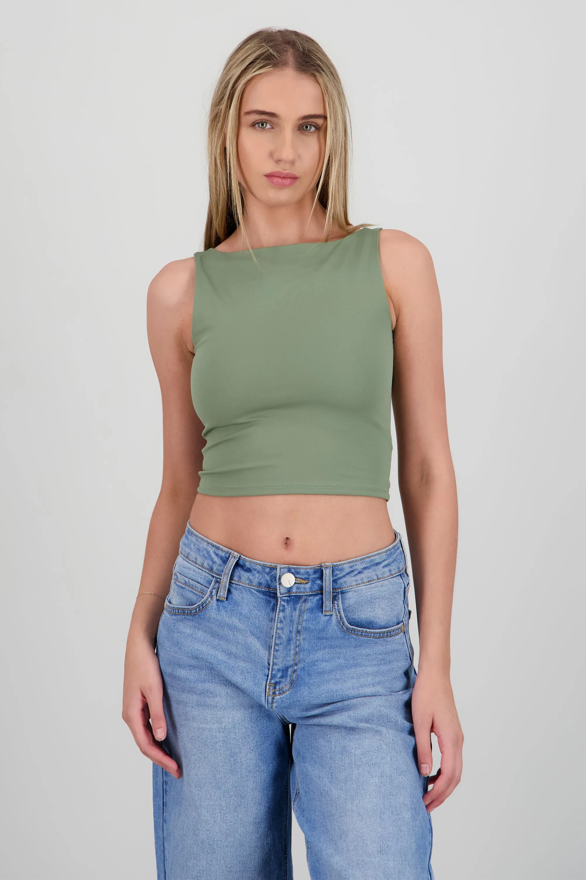 Top corto escote recto sin manga sold by Shasa product image thumbnail 2