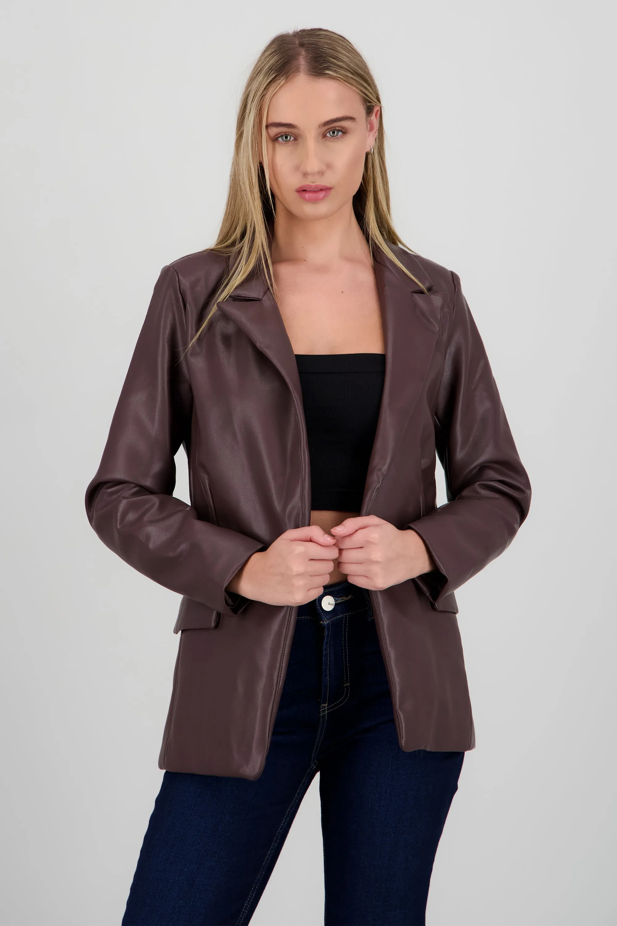 Saco de pu con pinzas liso sold by Shasa product image thumbnail 2