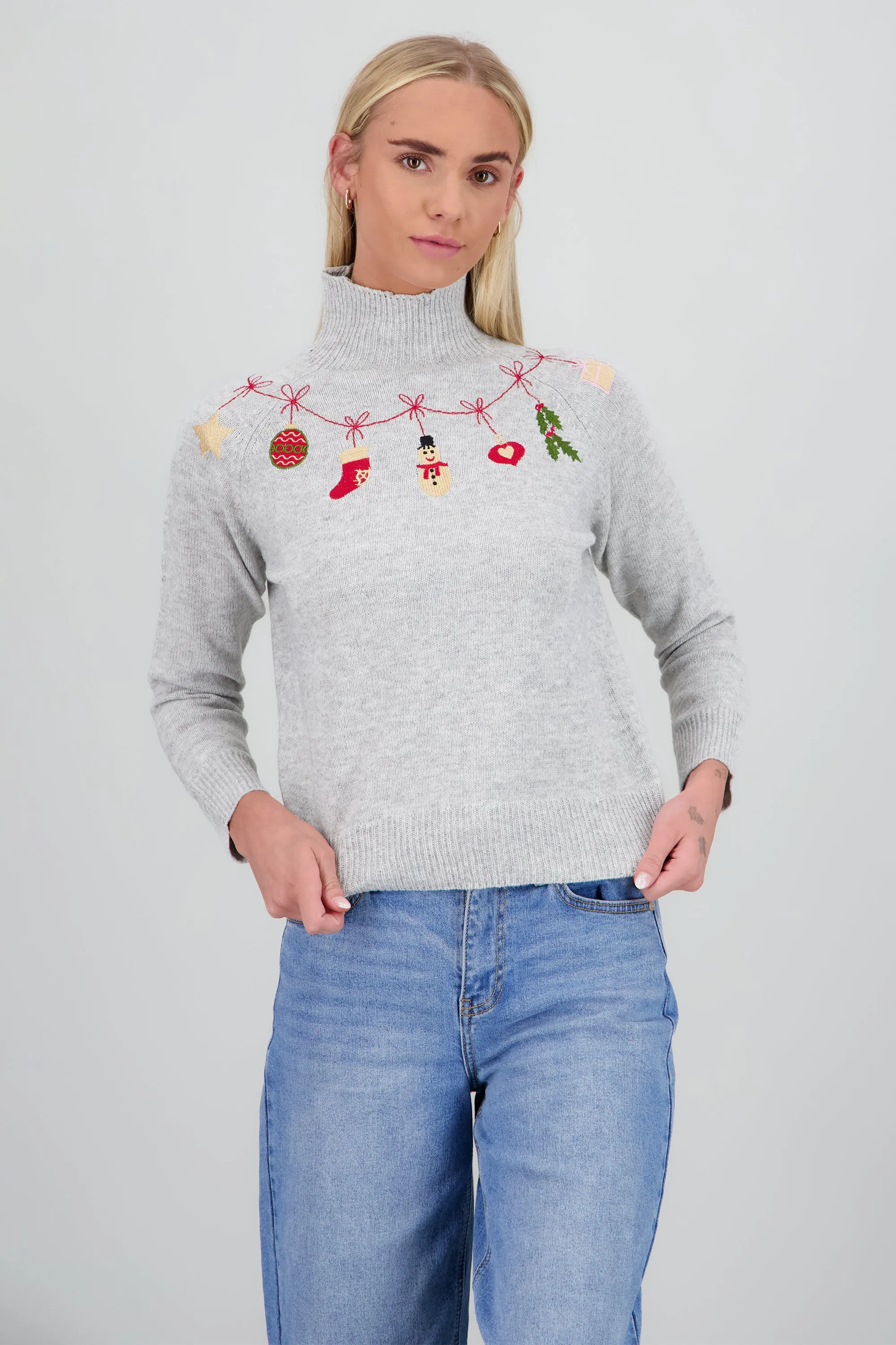 Sueter cuello adornos Navidad sold by Shasa product image thumbnail 2