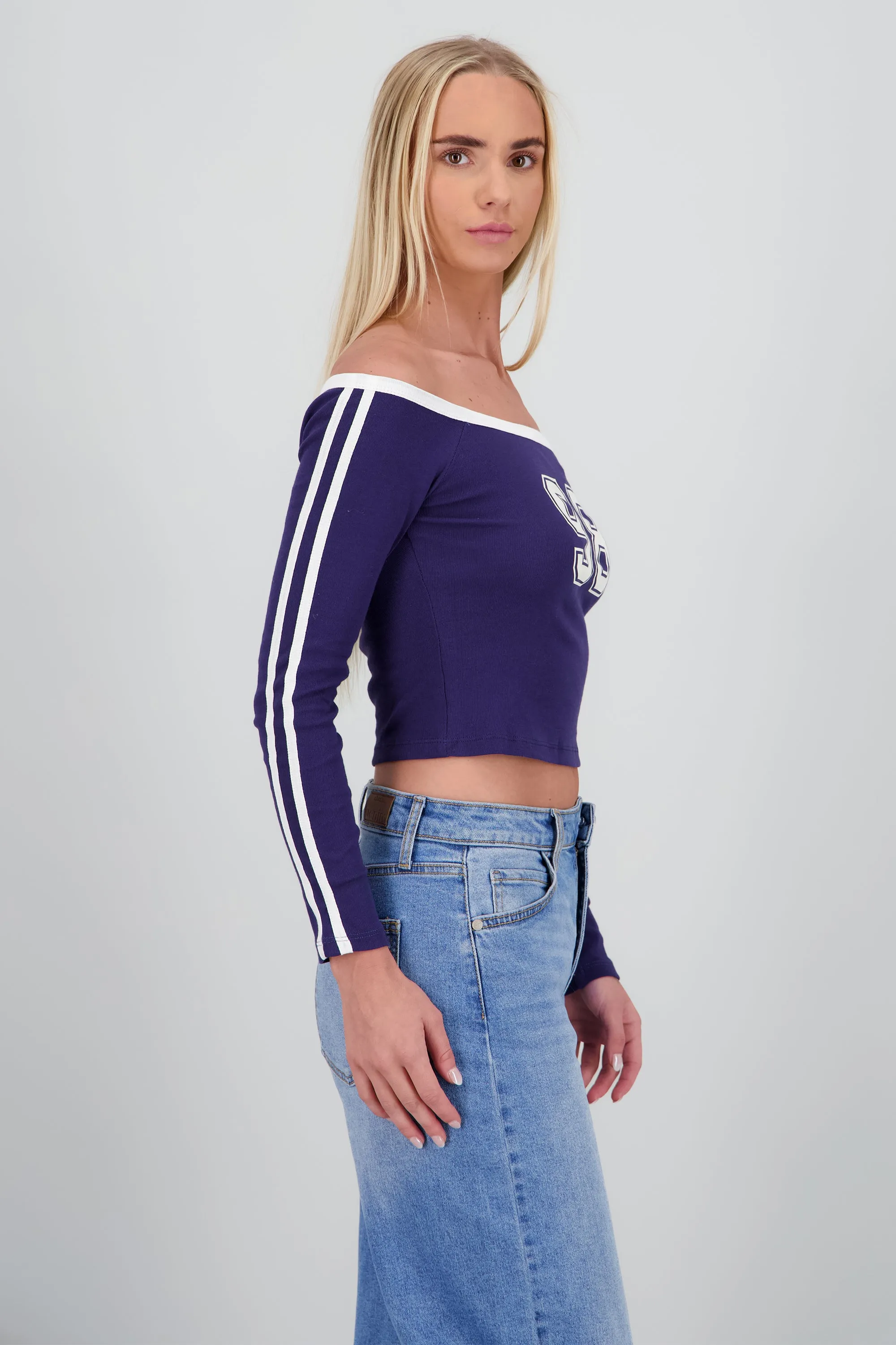 Playera off shoulder numero sold by Shasa product image thumbnail 3