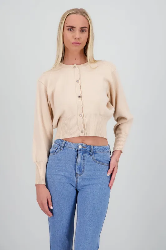 Sueter detalle abotonadura de perlas sold by Shasa