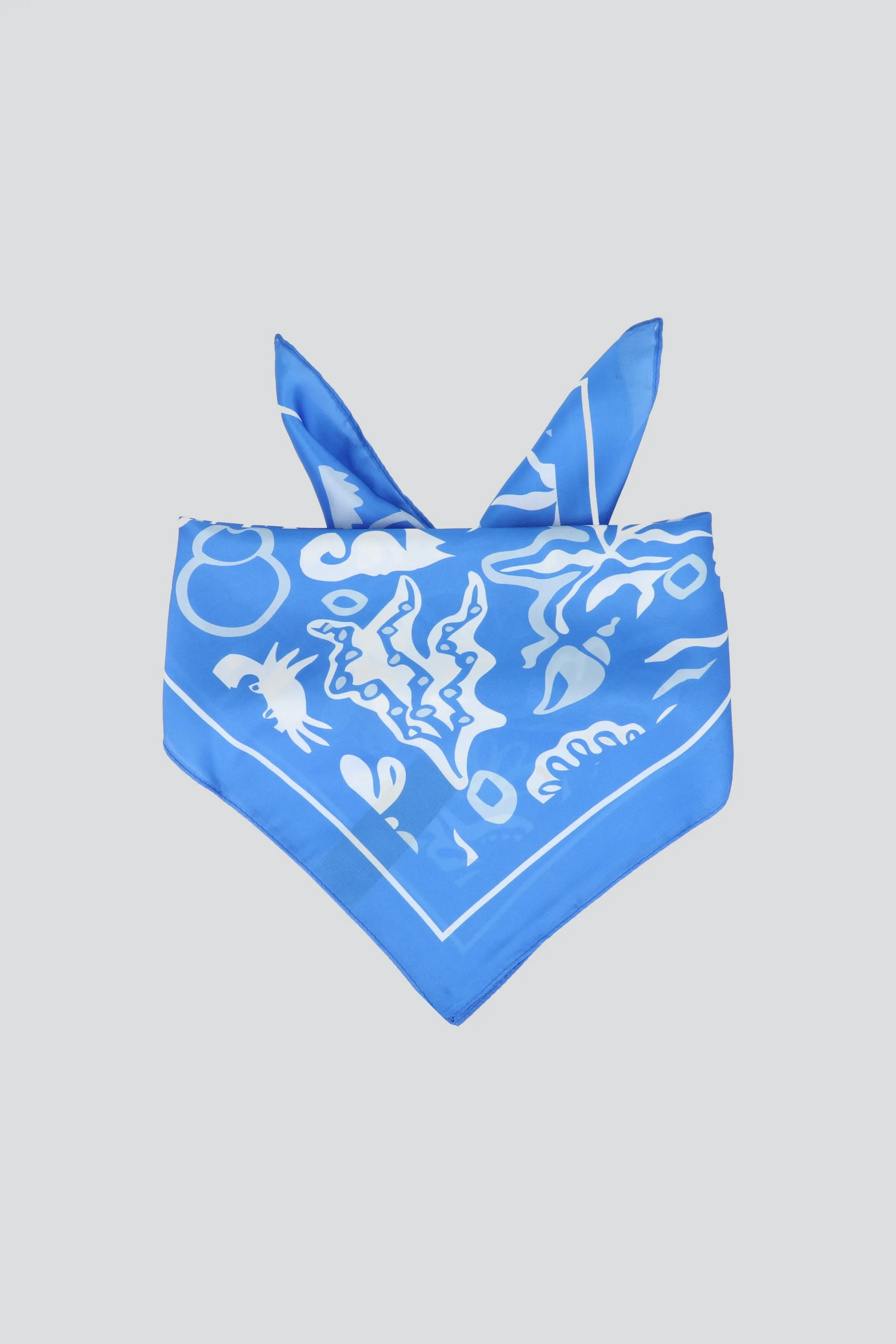 Pañuelo print marino sold by Shasa