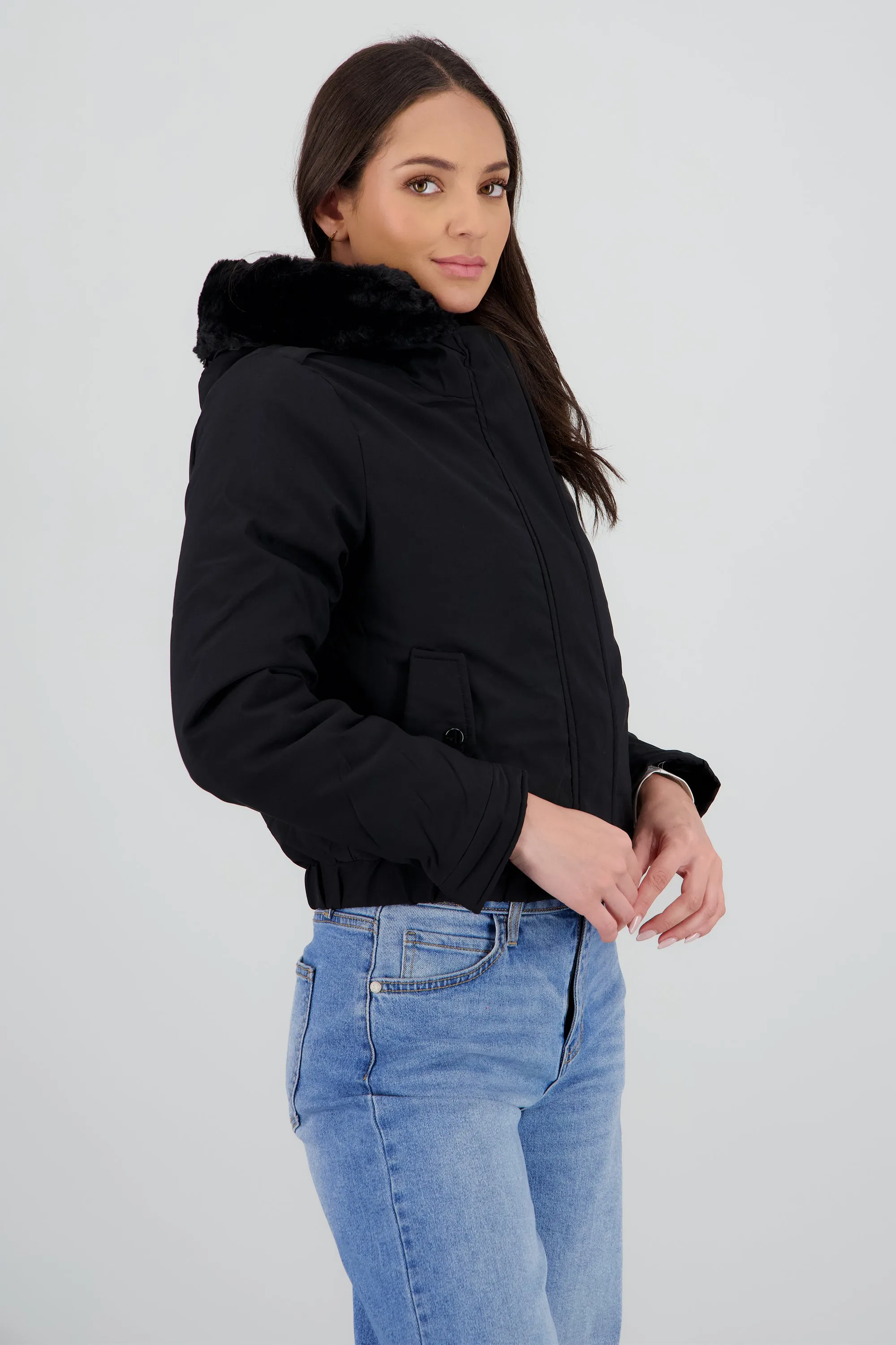 Chamarra con bolsas peluche en gorro sold by Shasa product image thumbnail 3