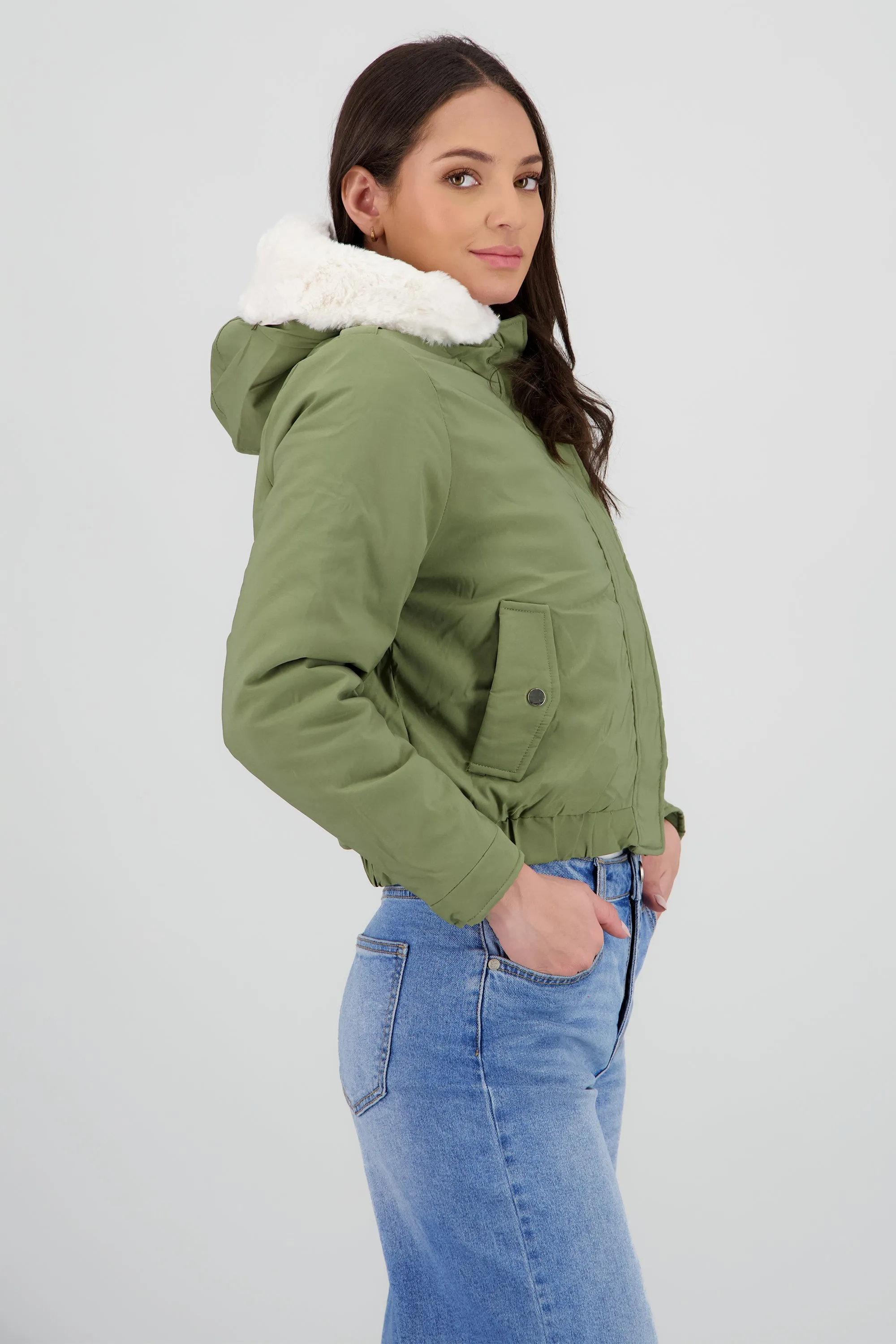 Chamarra con bolsas peluche en gorro sold by Shasa product image thumbnail 3