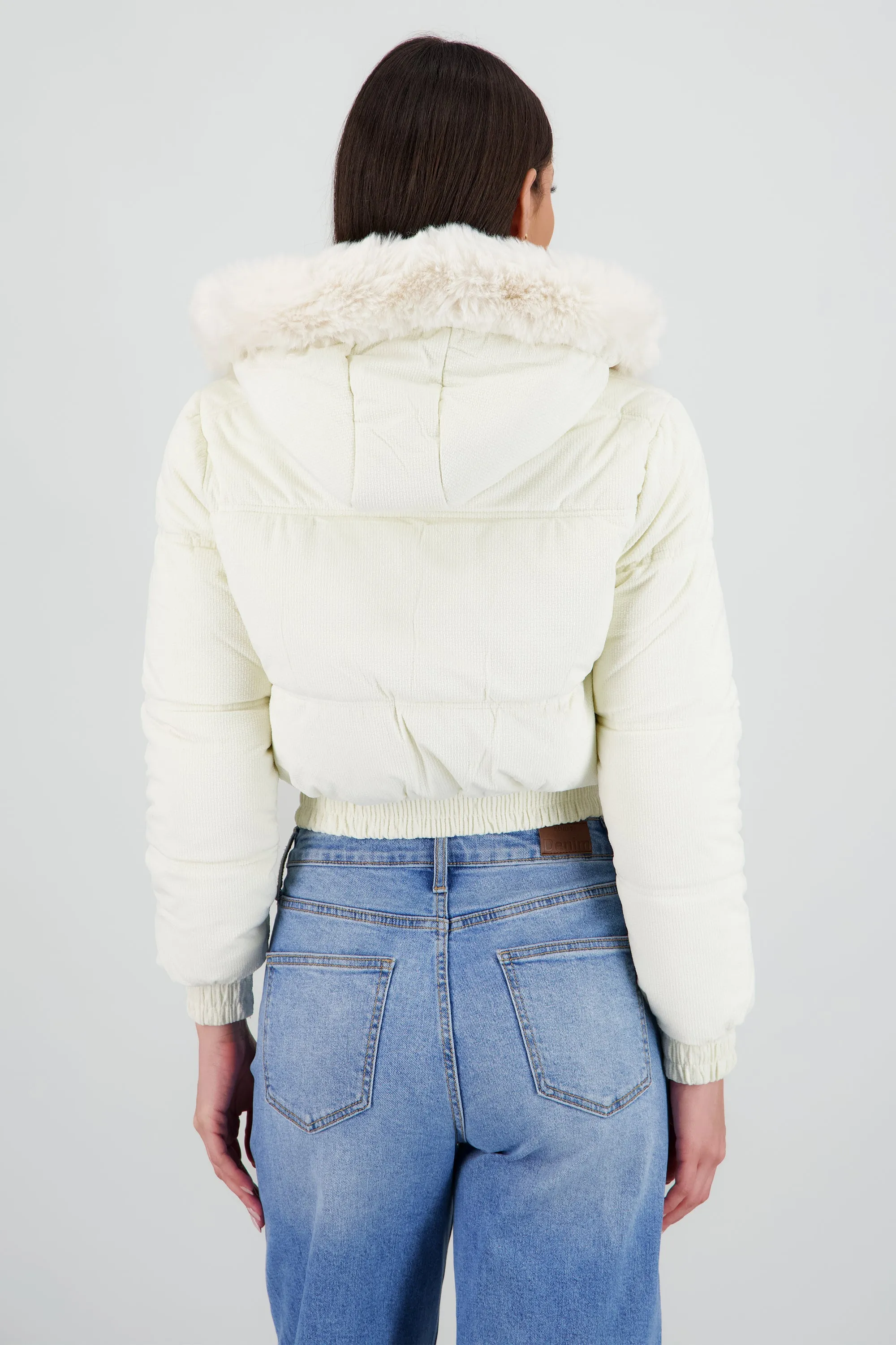 Chamarra puffer crop con gorro sold by Shasa product image thumbnail 4