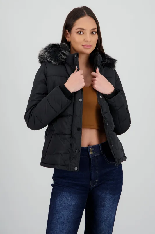 Puffer con cinturon sold by Shasa