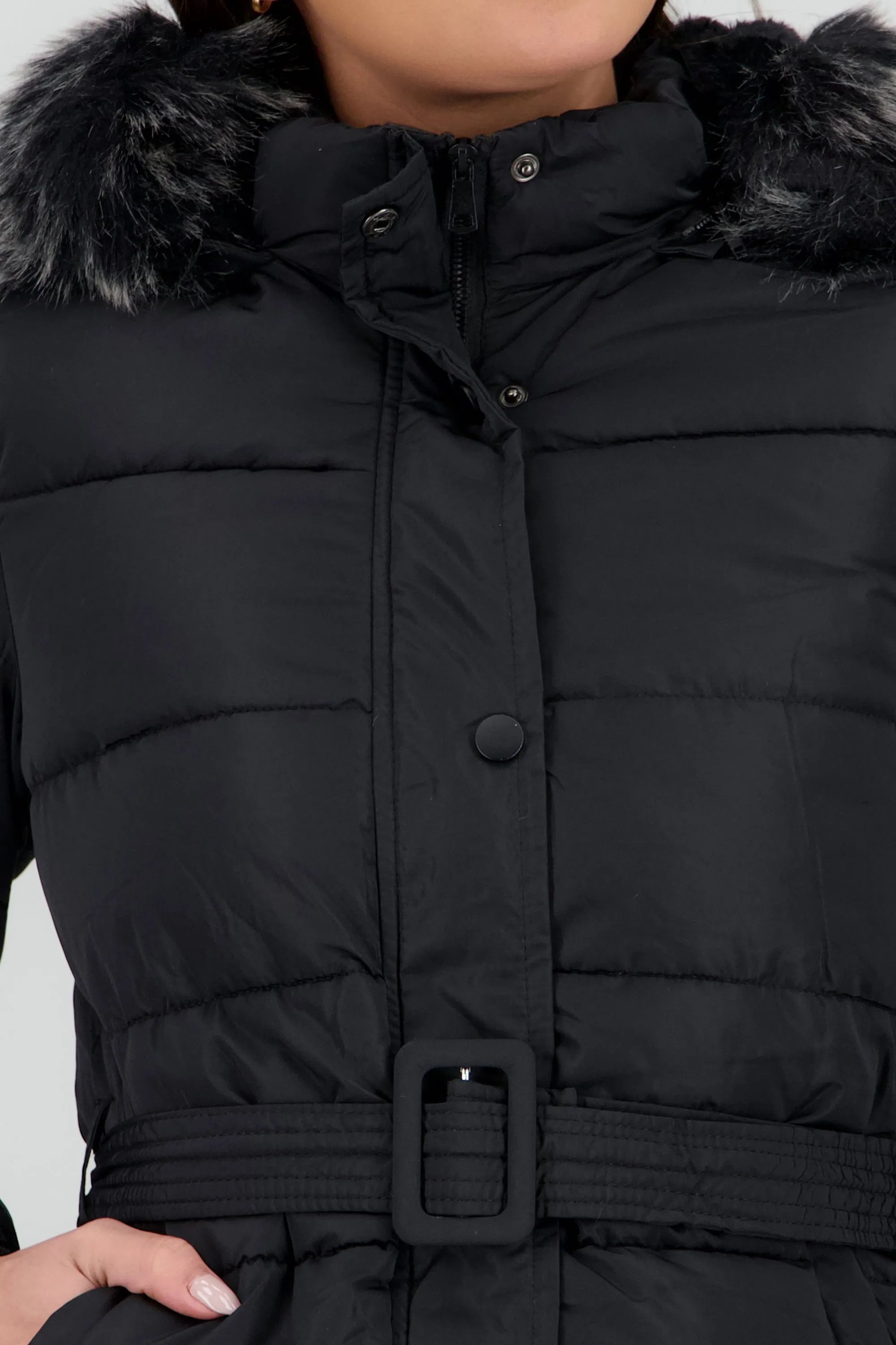 Puffer con cinturon sold by Shasa product image thumbnail 5