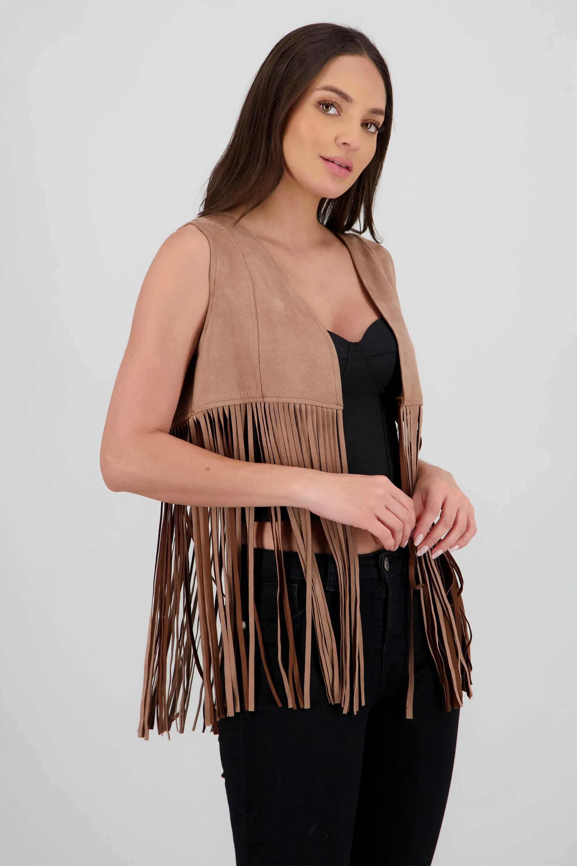 Chaleco liso suede detalle fringe sold by Shasa product image thumbnail 2