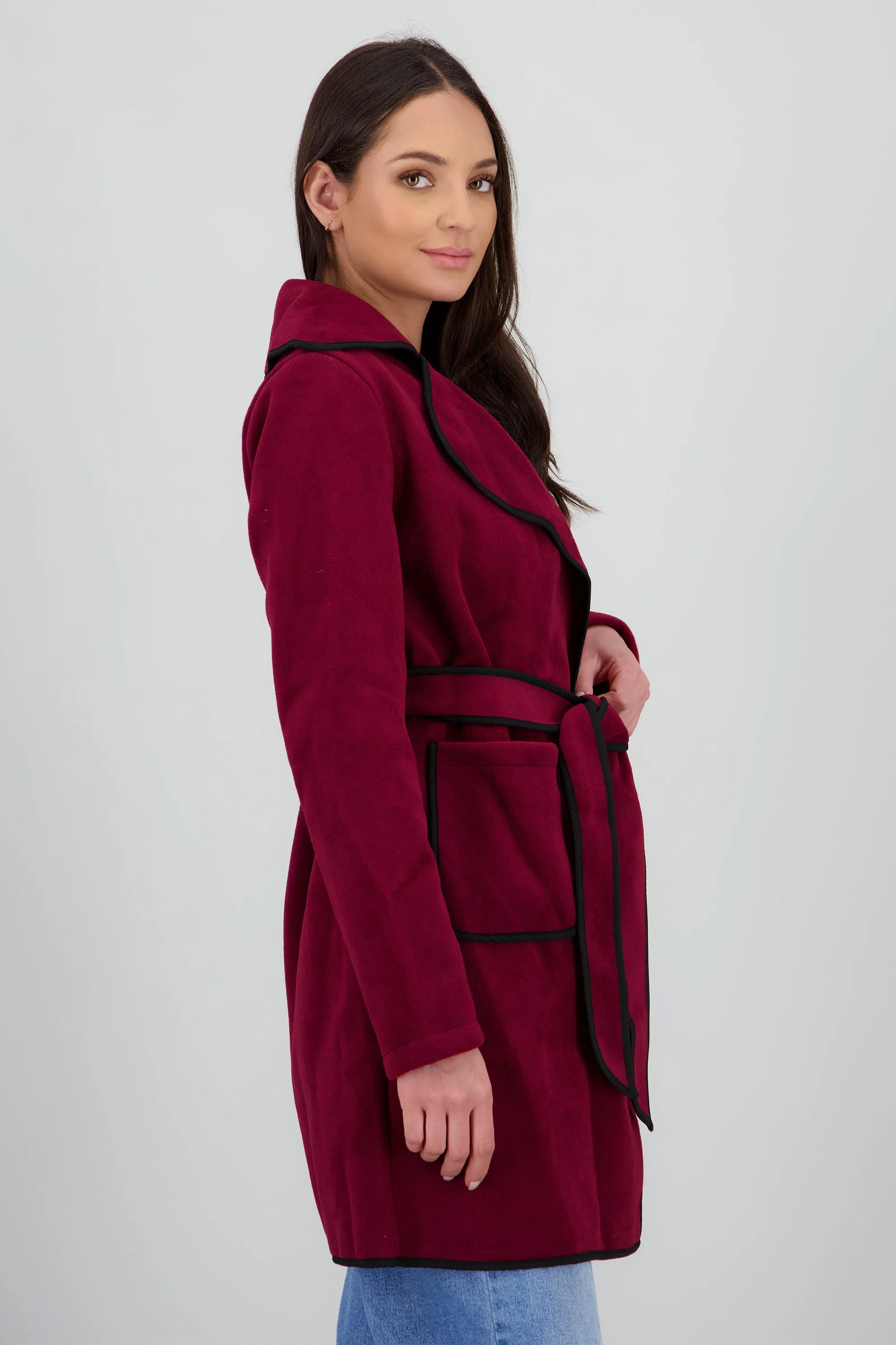 Abrigo corto detalle contraste laso sold by Shasa product image thumbnail 3