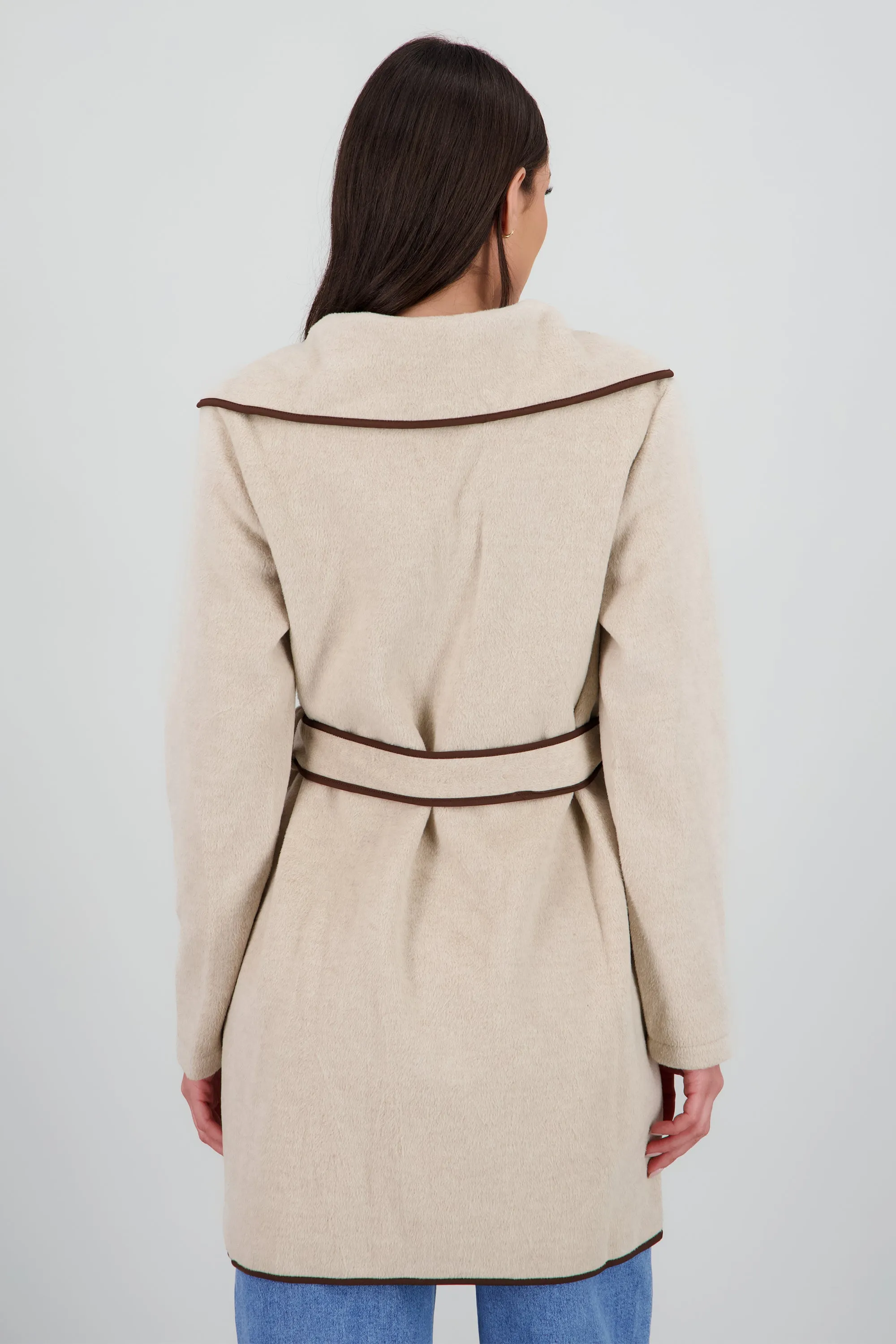 Abrigo corto detalle contraste laso sold by Shasa product image thumbnail 4