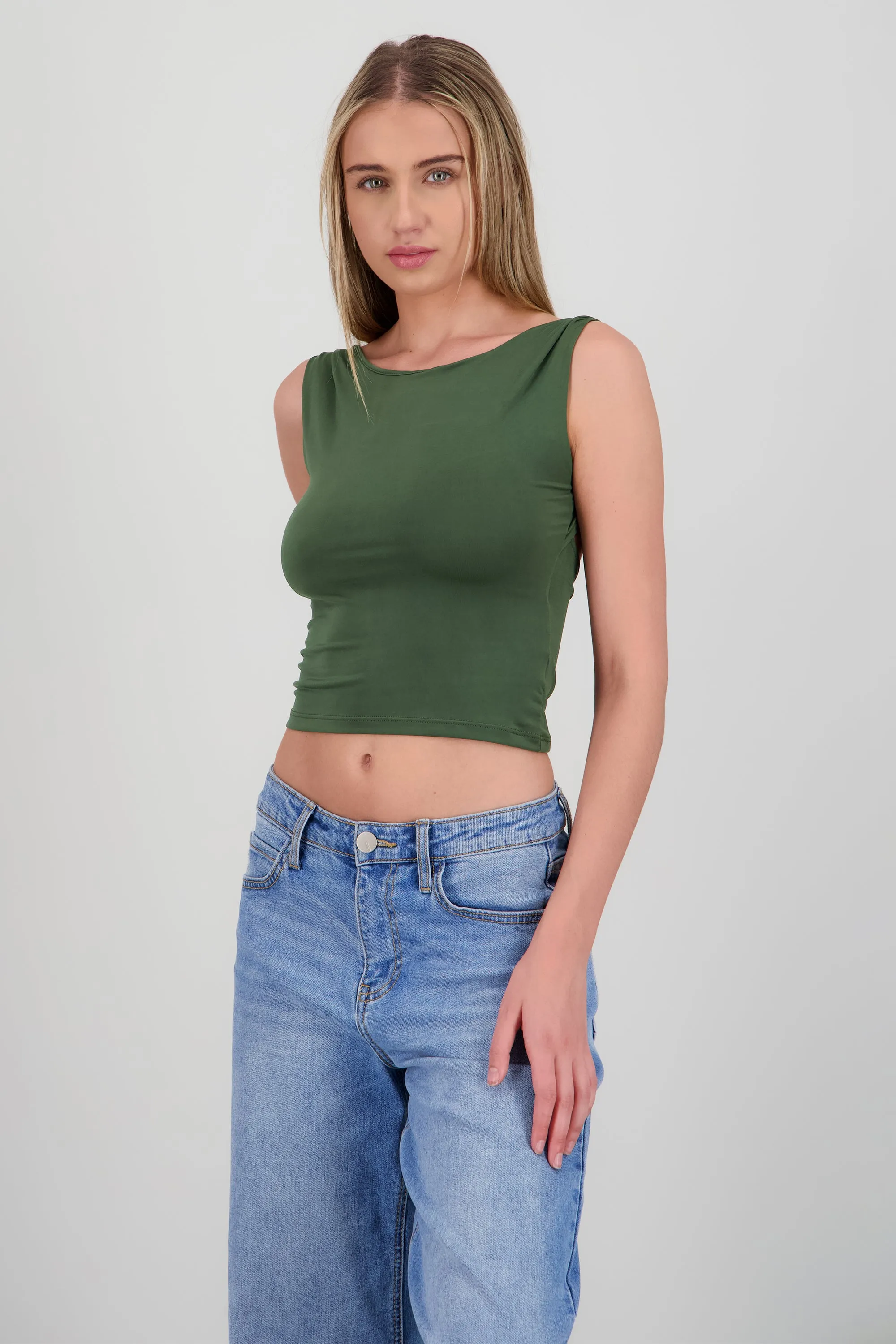 Top sin manga con espalda abierta sold by Shasa product image thumbnail 2