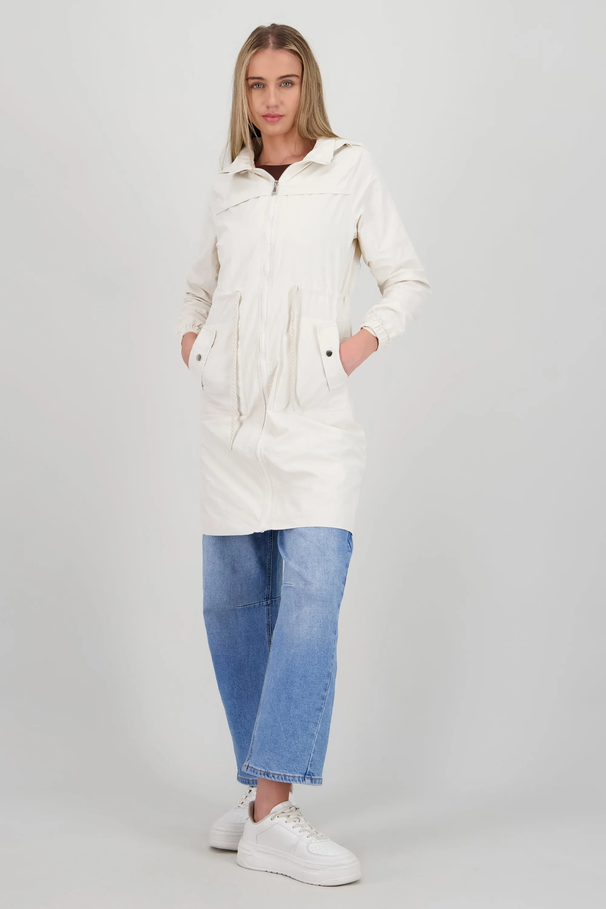 Gabardina midi con gorro sold by Shasa product image thumbnail 2