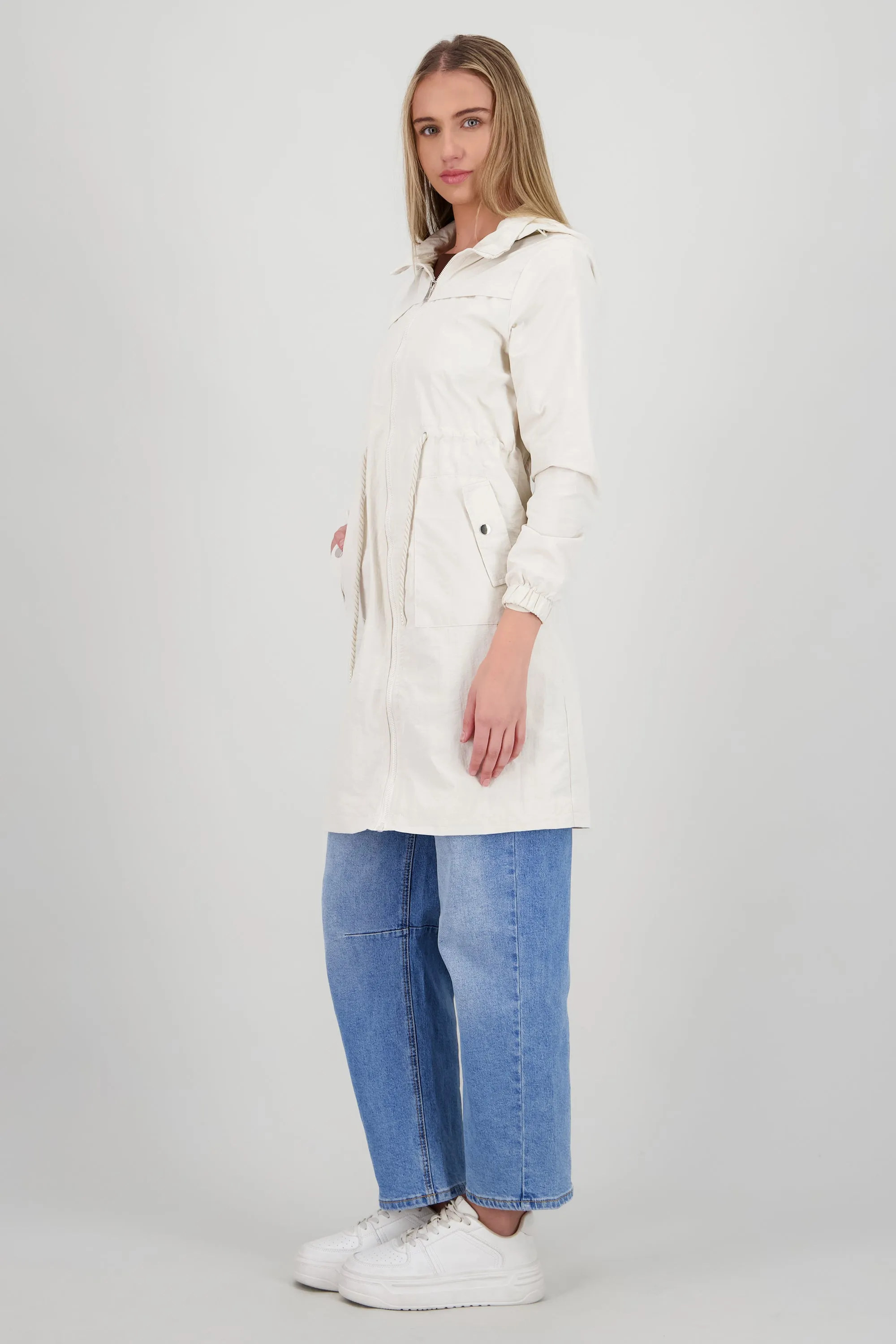 Gabardina midi con gorro sold by Shasa product image thumbnail 3