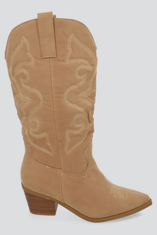 Botin vaquero midi bordado gamucina sold by Shasa