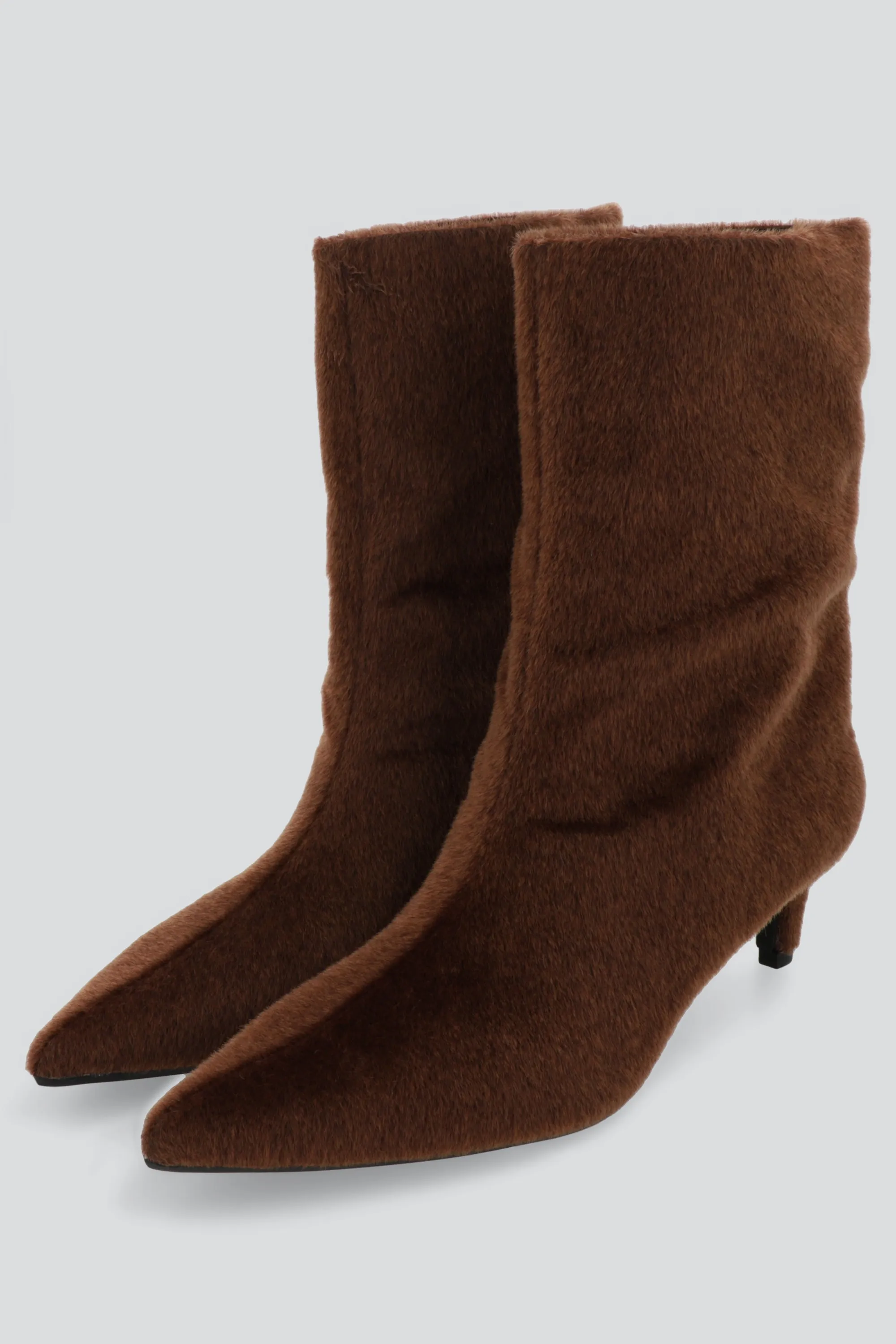 Botin bucket pelo sold by Shasa product image thumbnail 2