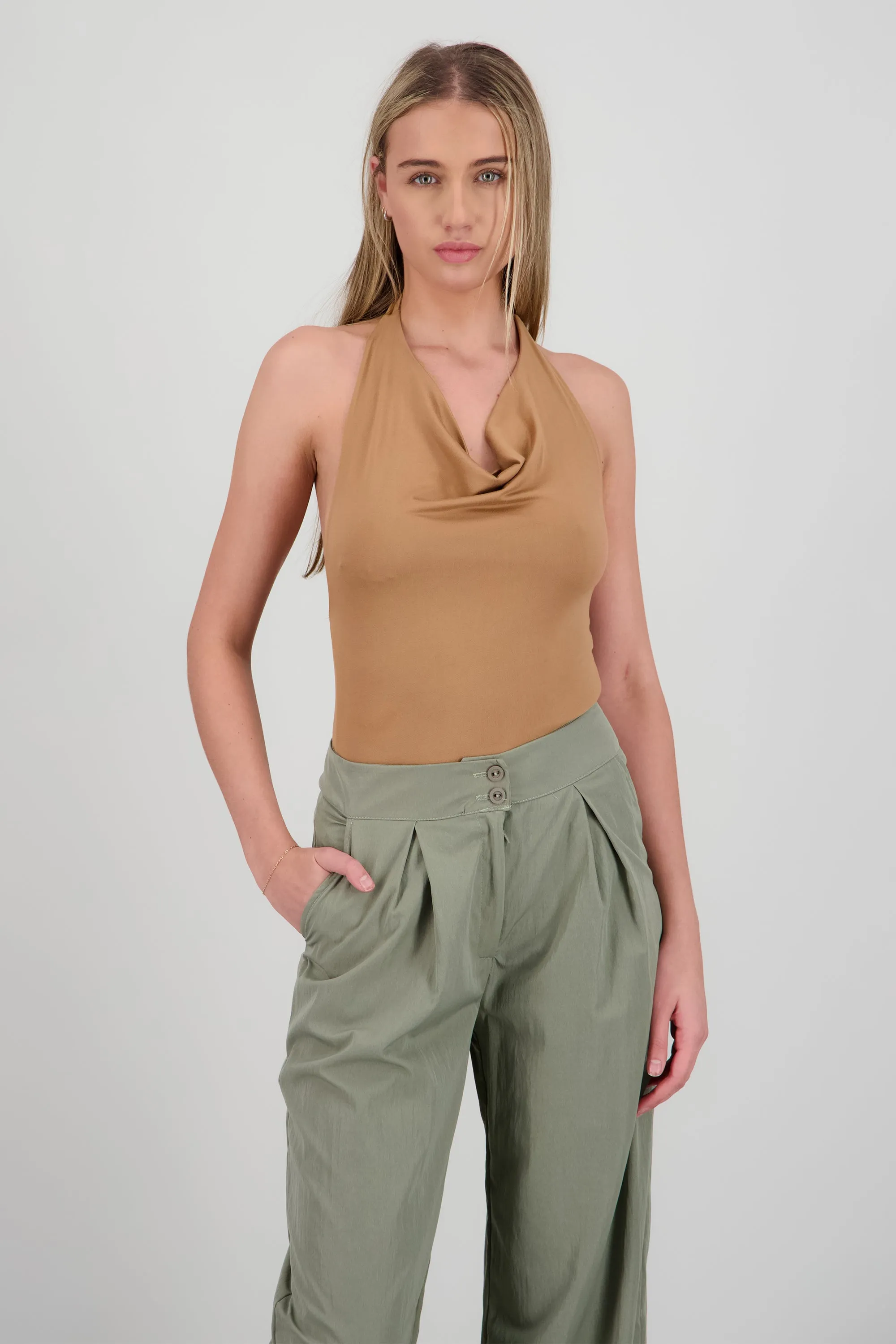 Body de cuello cascada sold by Shasa