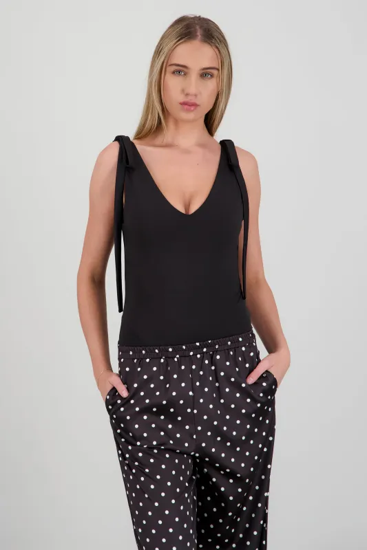 Bodysuit moños escote V sold by Shasa