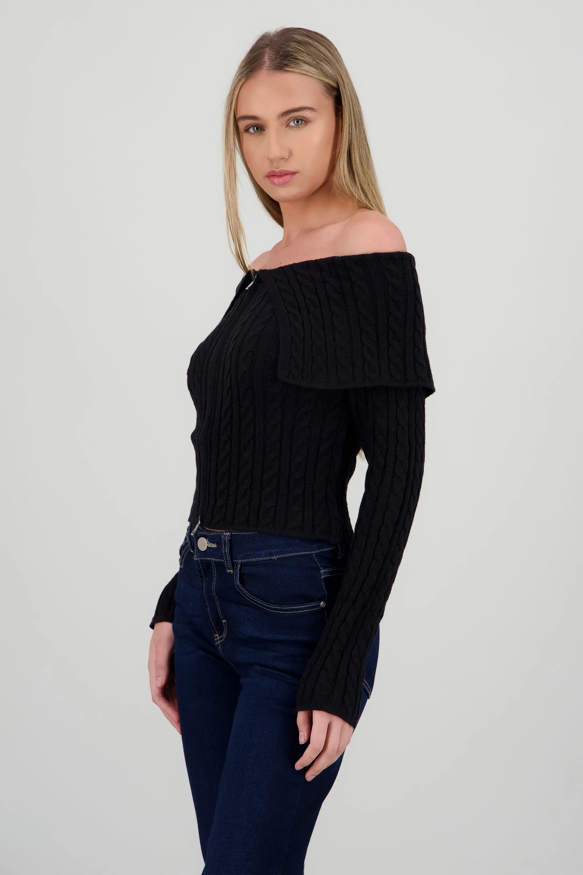 Cardigan hombros caidos sueter sold by Shasa product image thumbnail 3