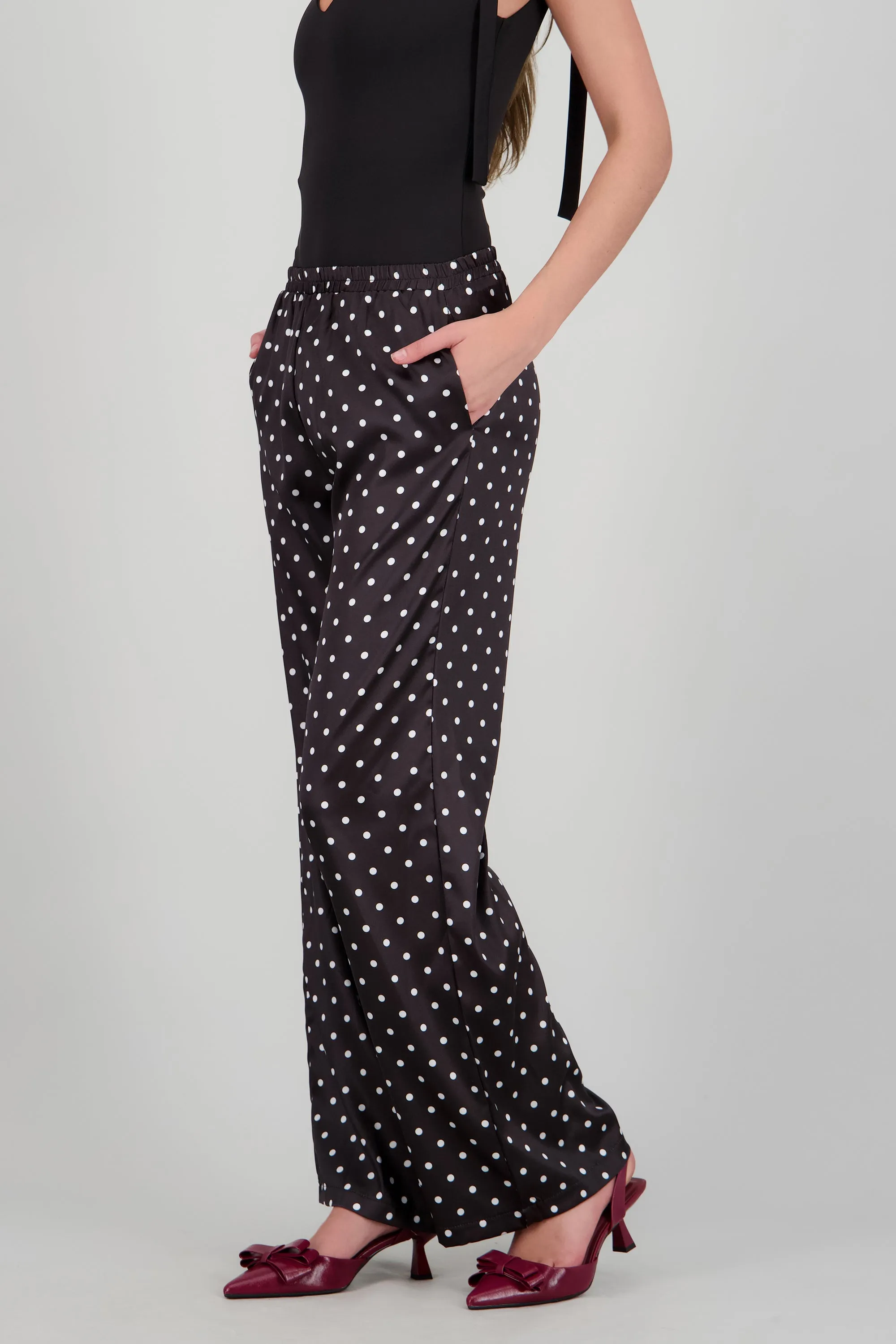 Pantalon satinado polka dots sold by Shasa product image thumbnail 3