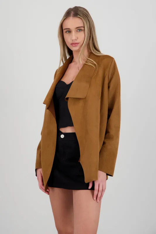 Saco de suede con solapa sold by Shasa