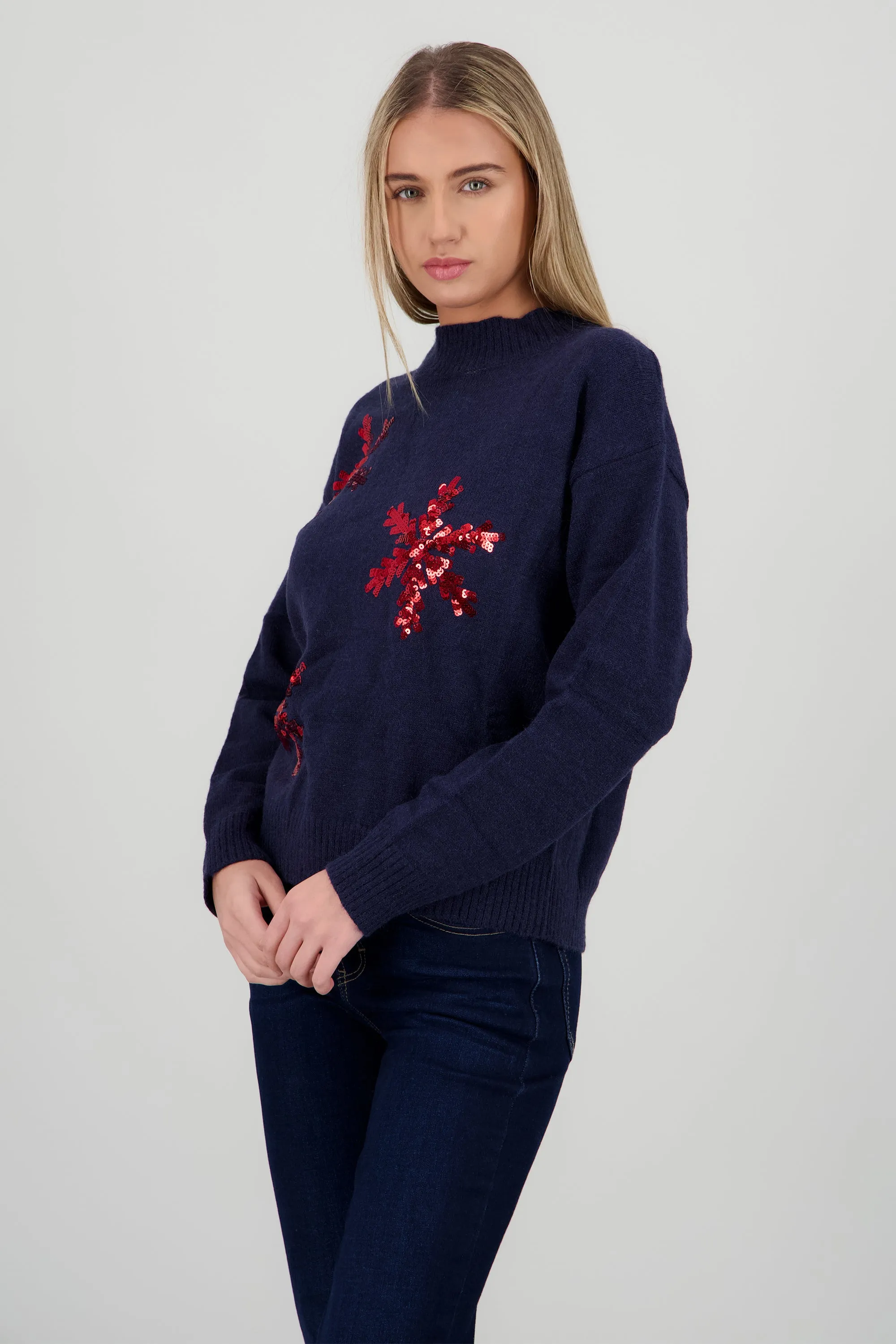 Sueter de navidad copos brillantes sold by Shasa product image thumbnail 3