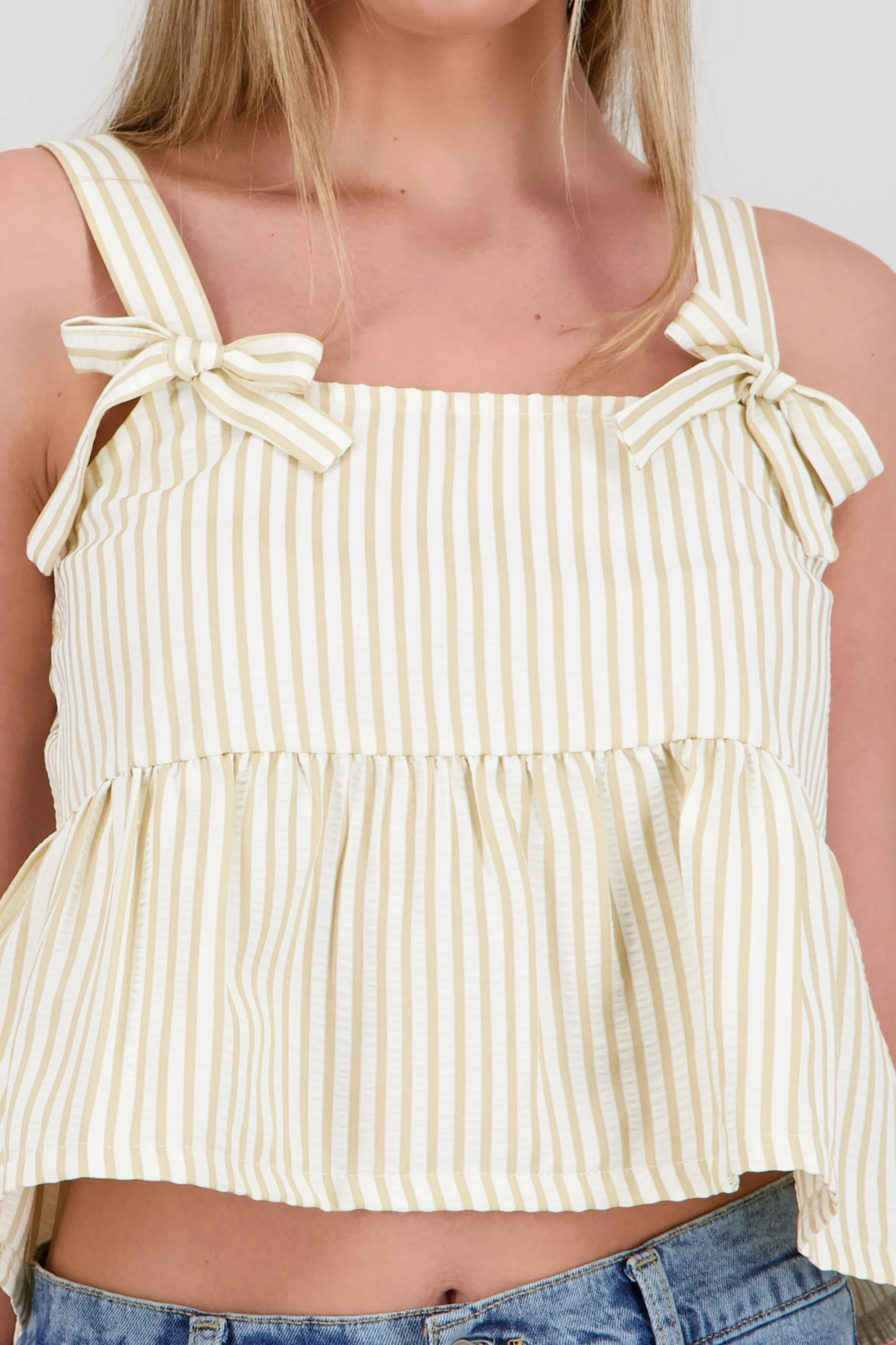 Top sin manga detalle olan moños sold by Shasa product image thumbnail 5