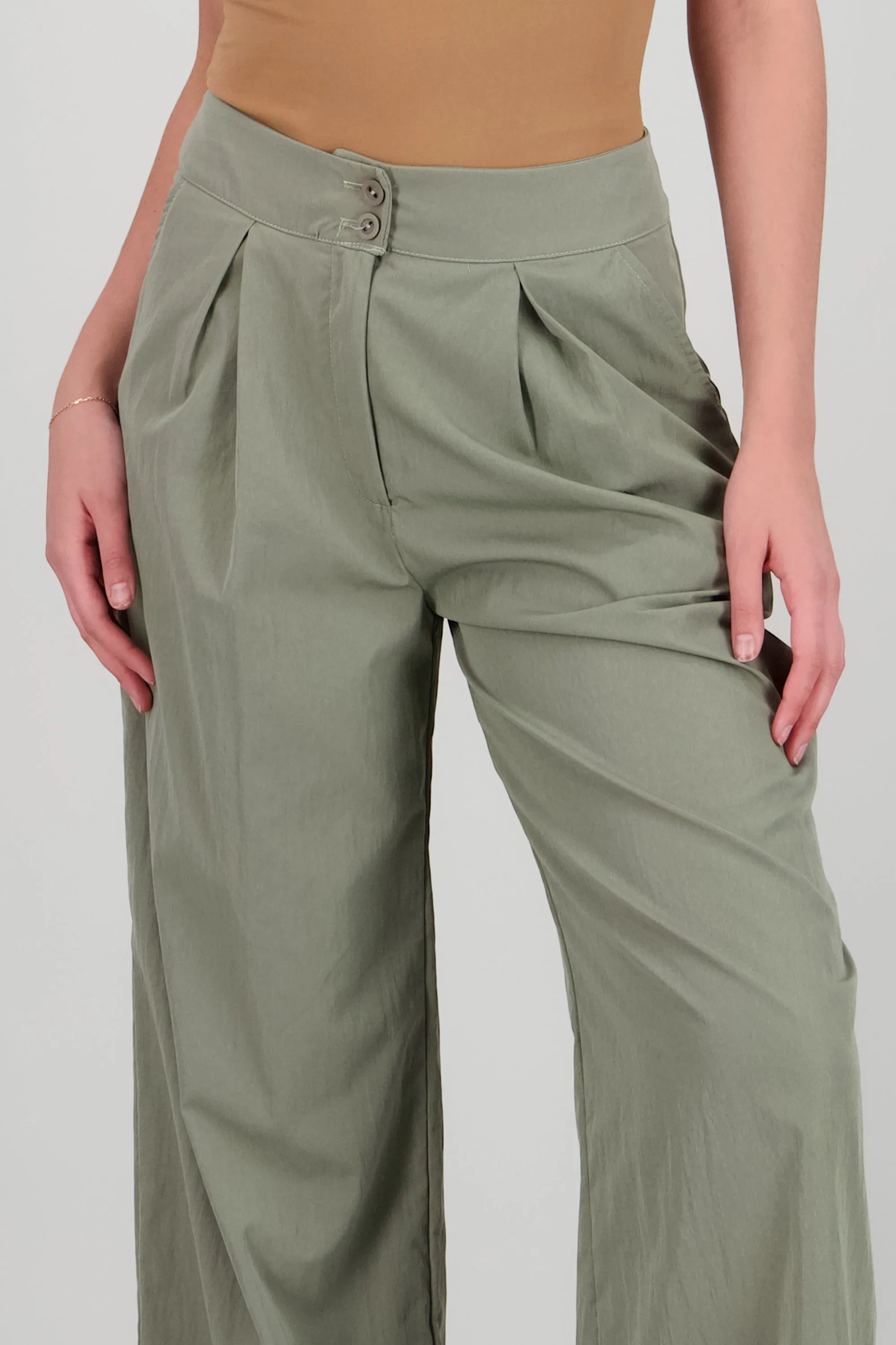 Pantalón con detalle de pinzas sold by Shasa product image thumbnail 5