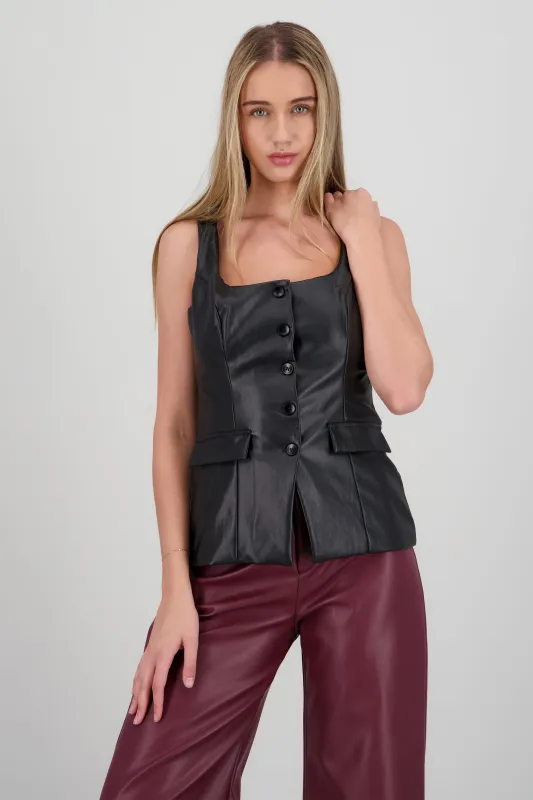 Top escote cuadrado efecto piel botones sold by Shasa