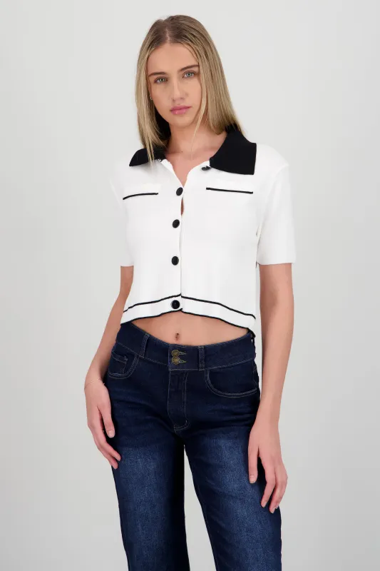 Top manga corta cuello camisero contraste sold by Shasa