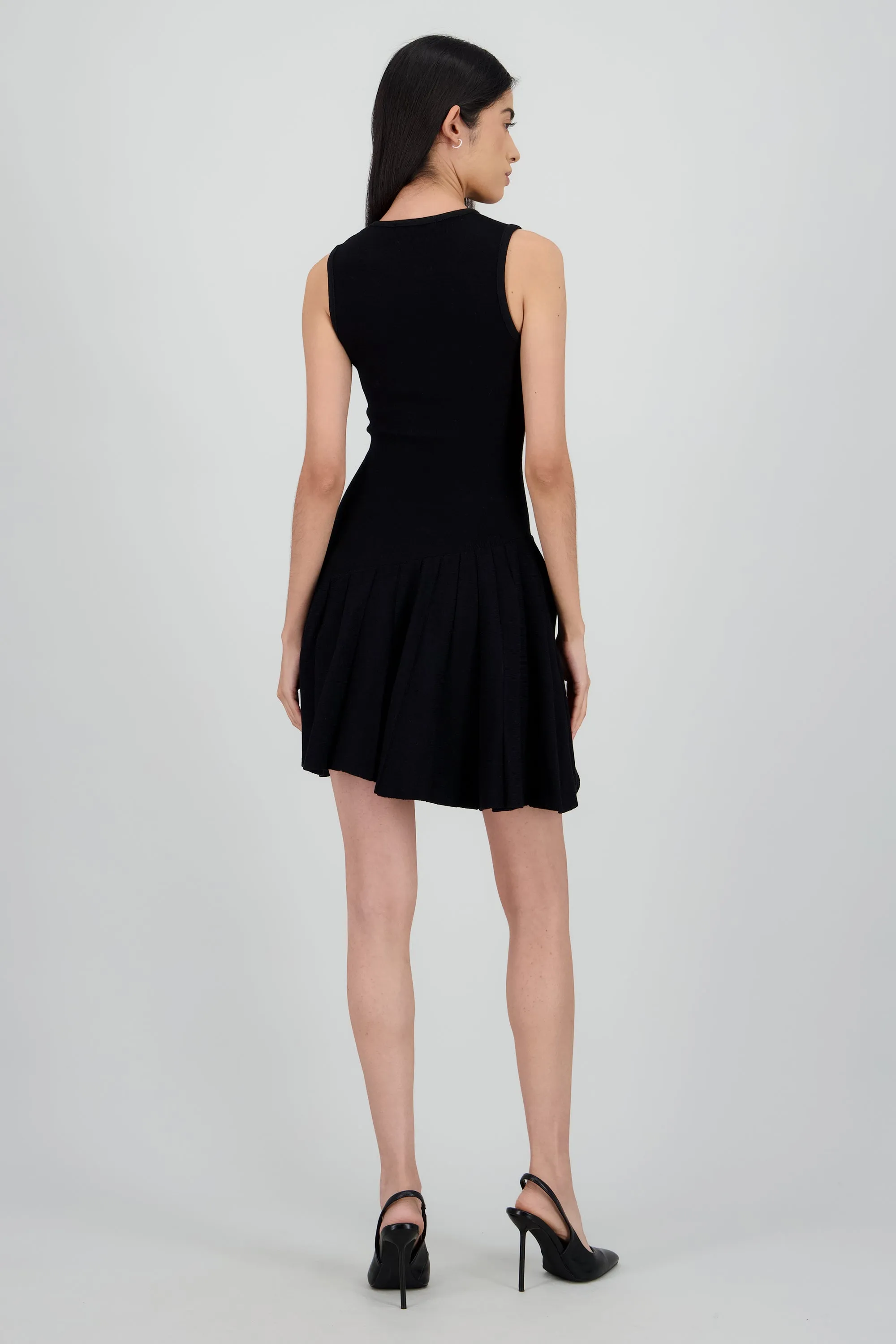 Vestido sin manga tablas asimetrico sold by Shasa product image thumbnail 4