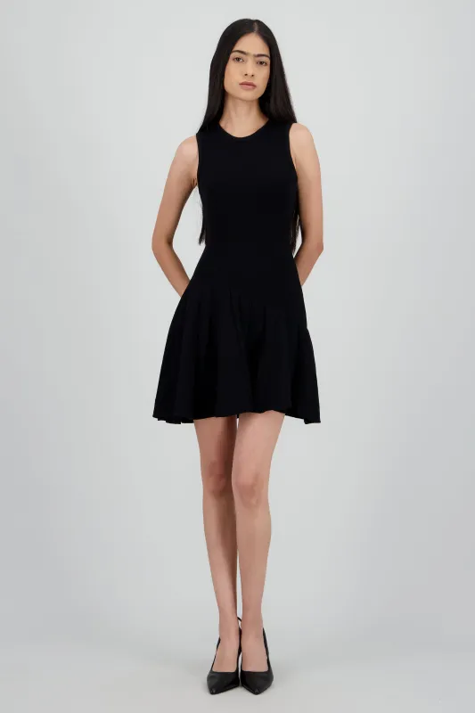 Vestido sin manga tablas asimetrico sold by Shasa