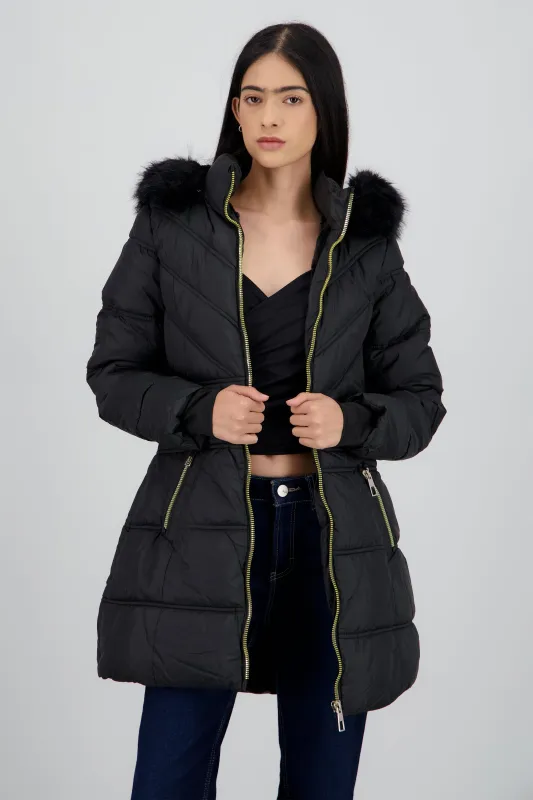 Chamarra con cierres detalle peluche sold by Shasa