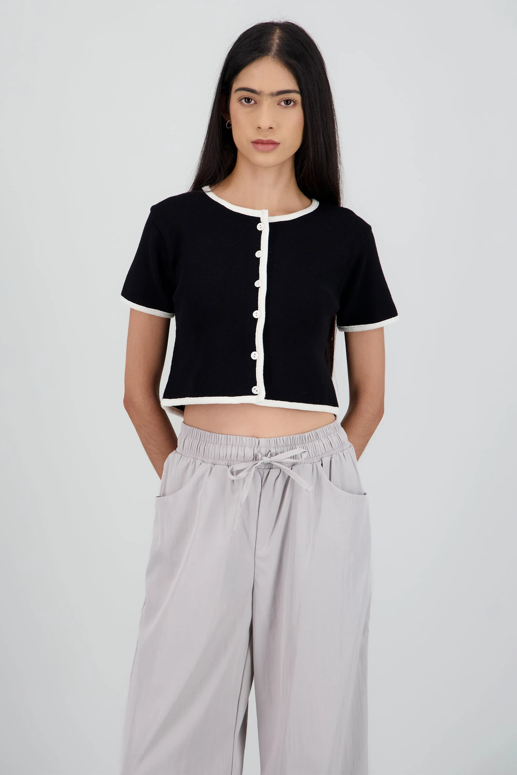 Top tejido manga corta contraste sold by Shasa product image thumbnail 2