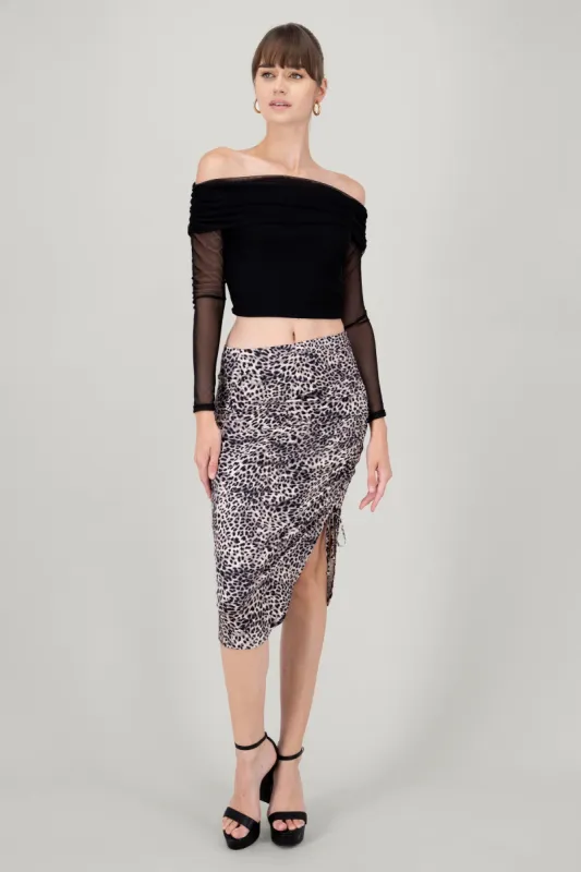 Falda midi animal print sold by Shasa