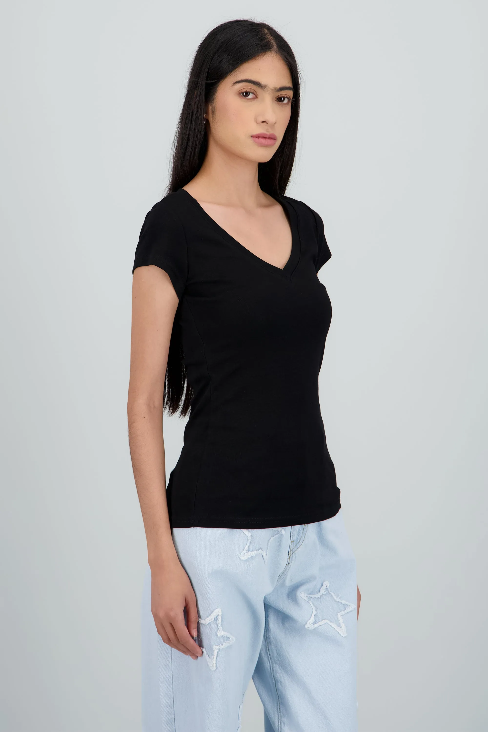 Playera lisa manga corta cuello v sold by Shasa product image thumbnail 3