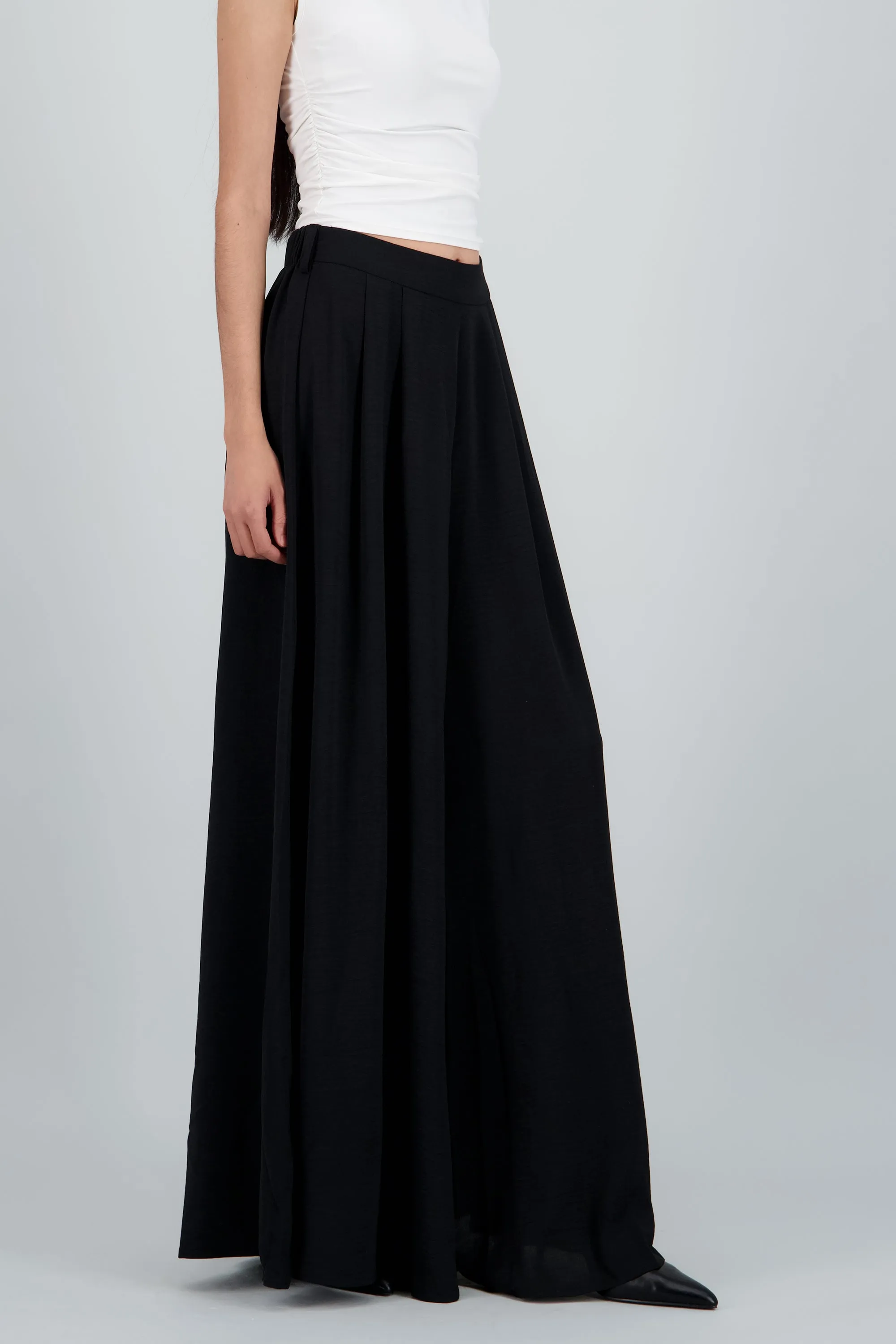 Pantalon wide leg liso con pretina sold by Shasa product image thumbnail 3
