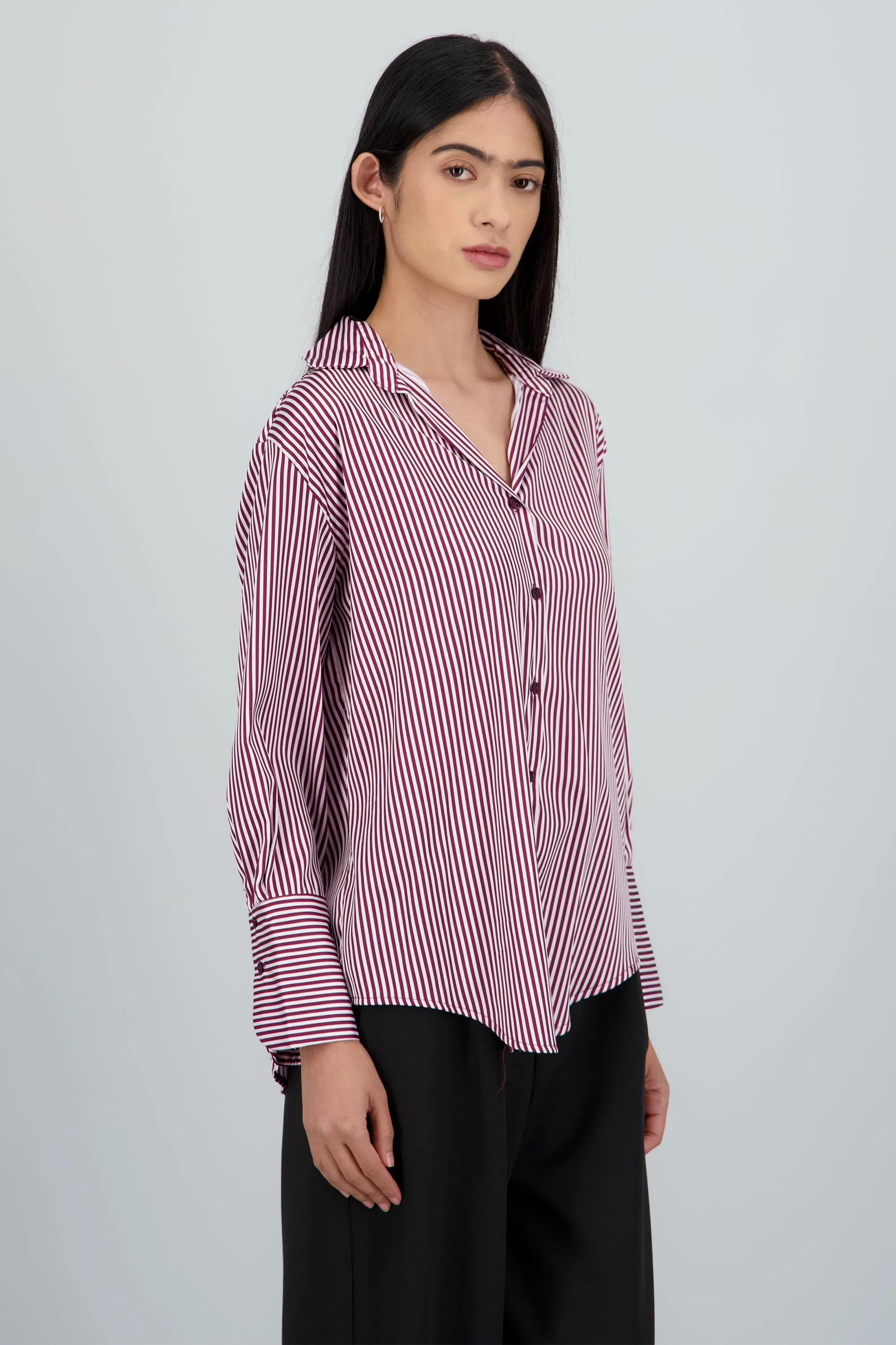 Blusa satin rayas manga larga Hypsters sold by Shasa product image thumbnail 3