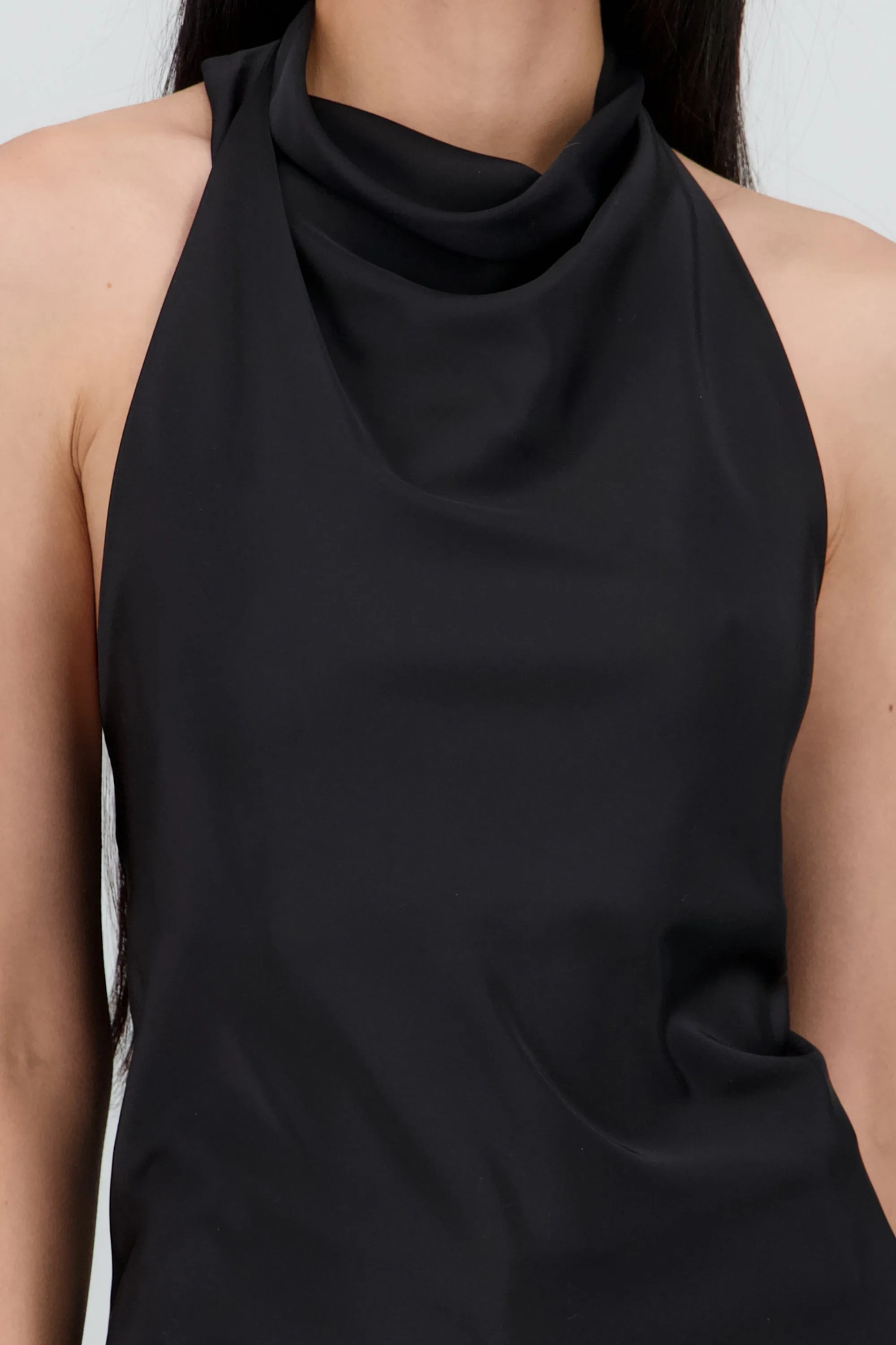 Top halter de cuello cascada satinado sold by Shasa product image thumbnail 5