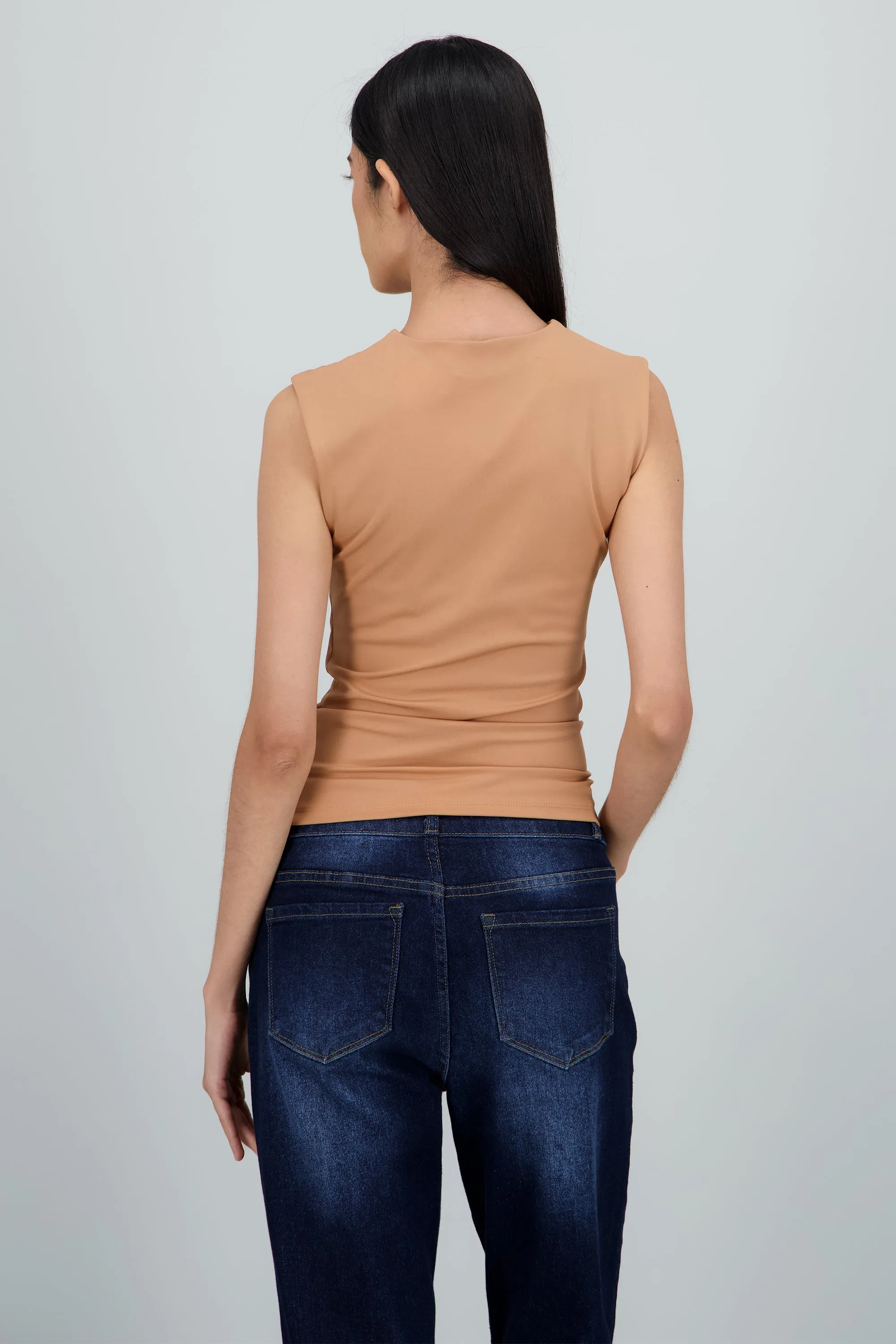 Top detalle drapeado hombro y costado sold by Shasa product image thumbnail 4