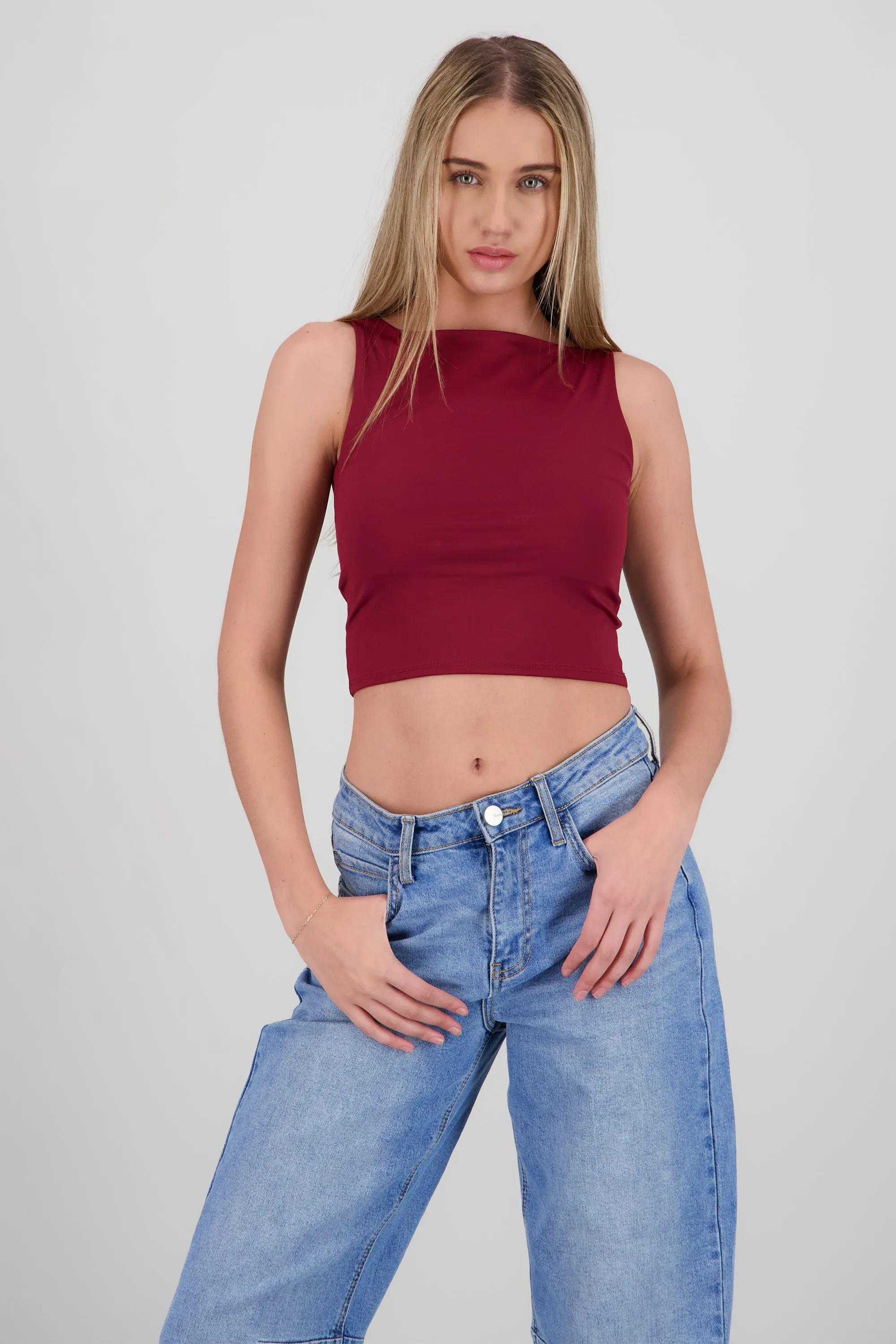 Top corto escote recto sin manga sold by Shasa product image thumbnail 2