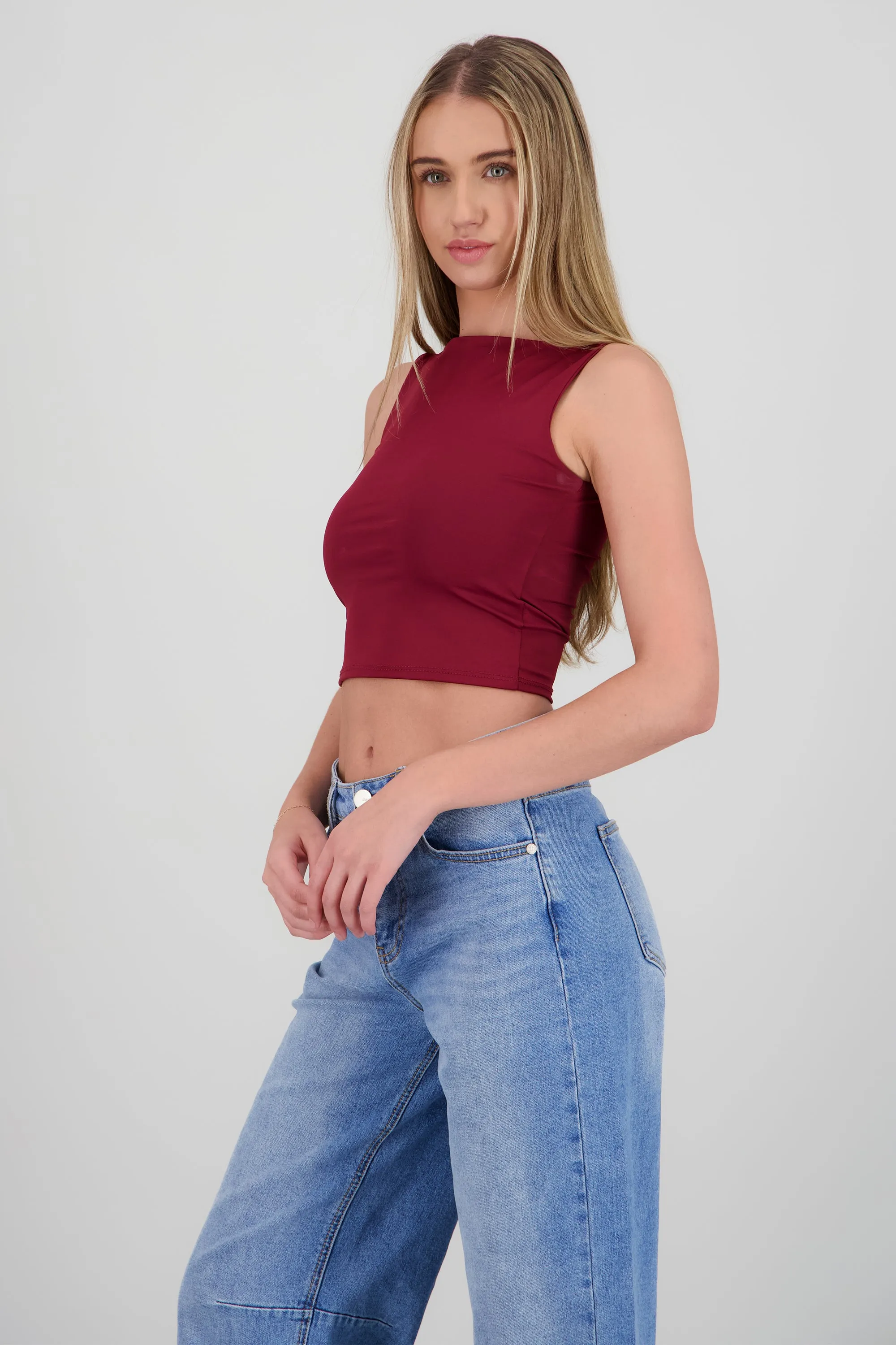 Top corto escote recto sin manga sold by Shasa product image thumbnail 3