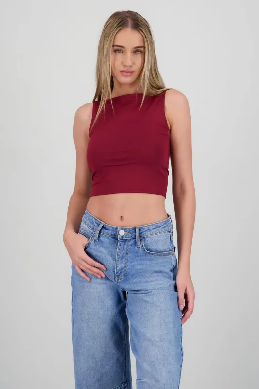 Top corto escote recto sin manga sold by Shasa