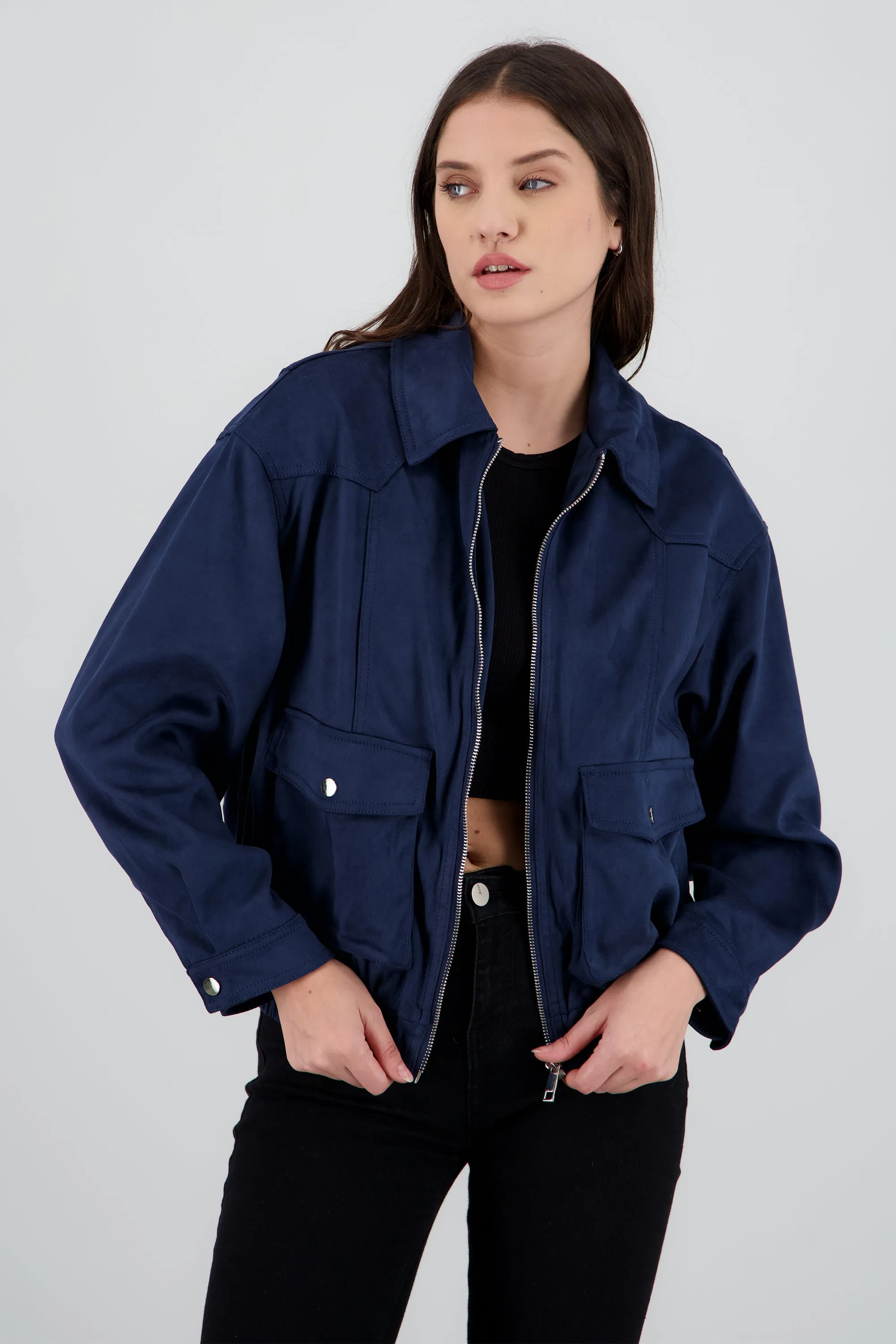 Chamarra con cierre de suede sold by Shasa