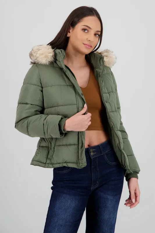 Puffer con cinturon sold by Shasa