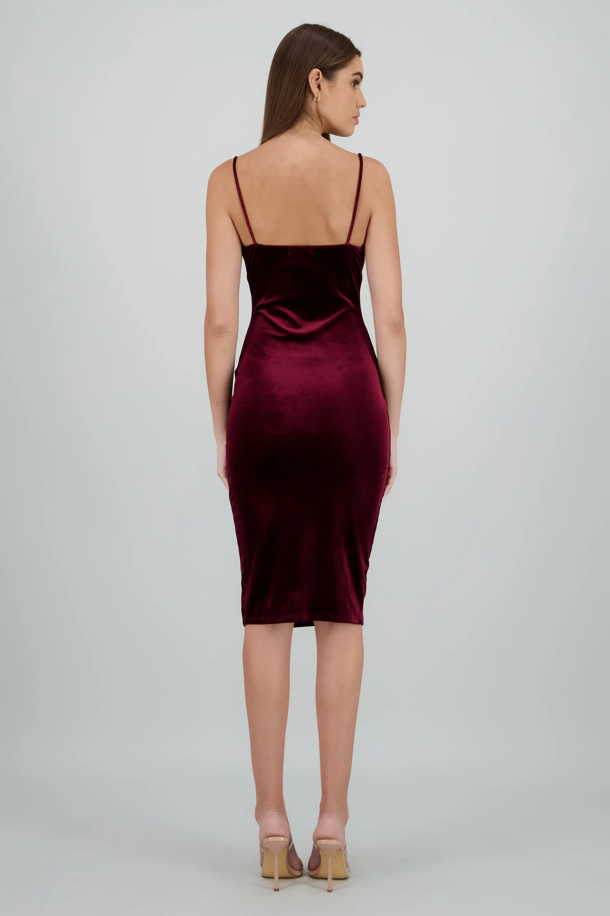 Vestido tirantes midi velvet sold by Shasa product image thumbnail 4