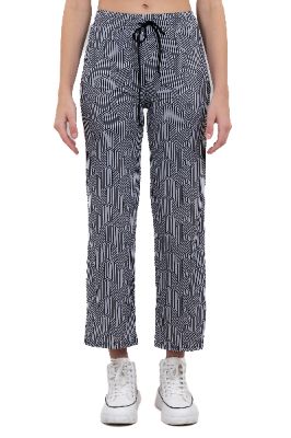 Pantalón wide leg líneas geométricas sold by Shasa