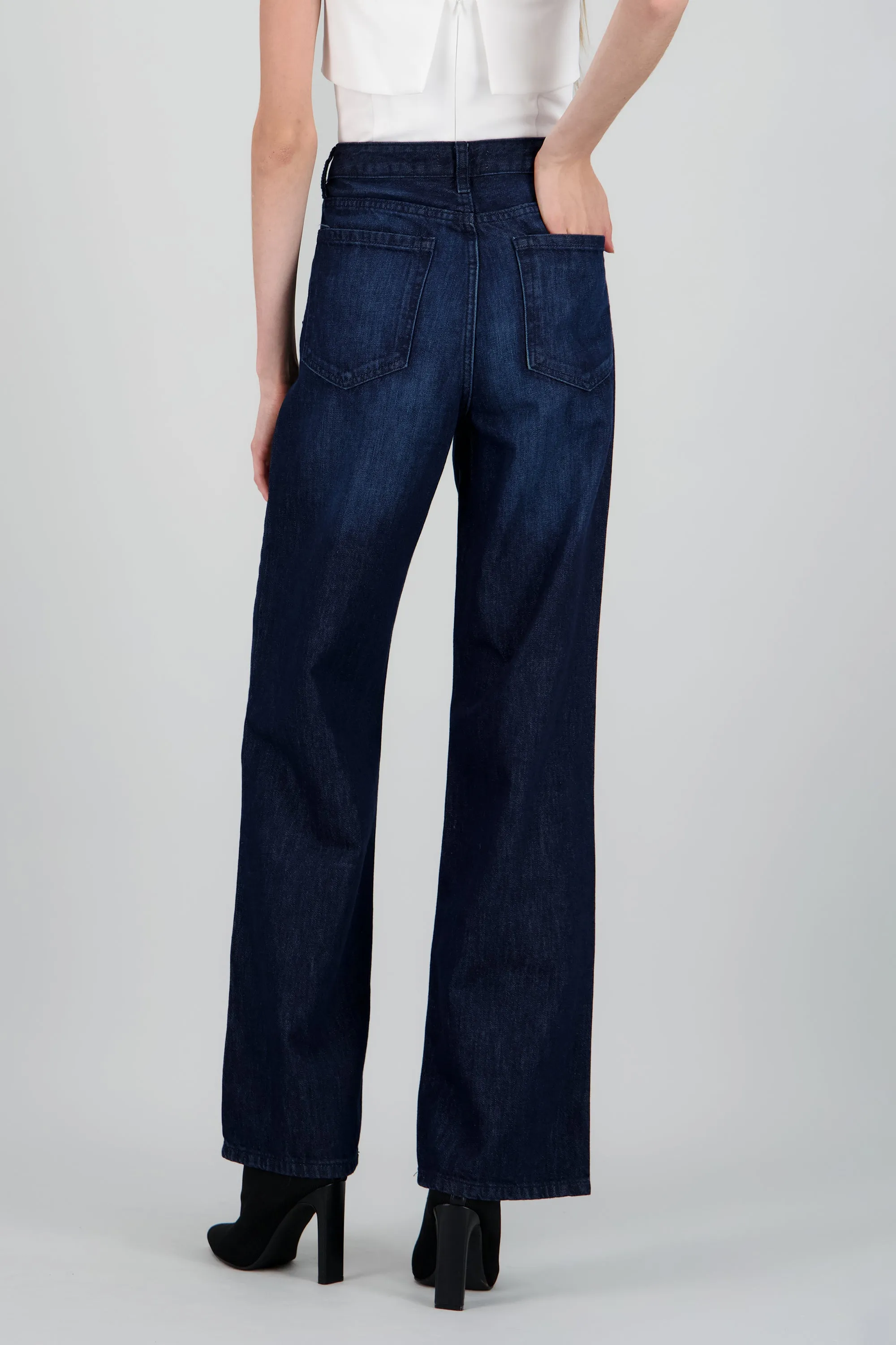 Jeans básicos straight wide sold by Shasa product image thumbnail 4