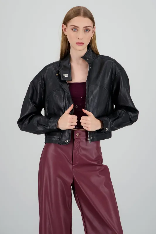 Chamarra cuello alto pu sold by Shasa