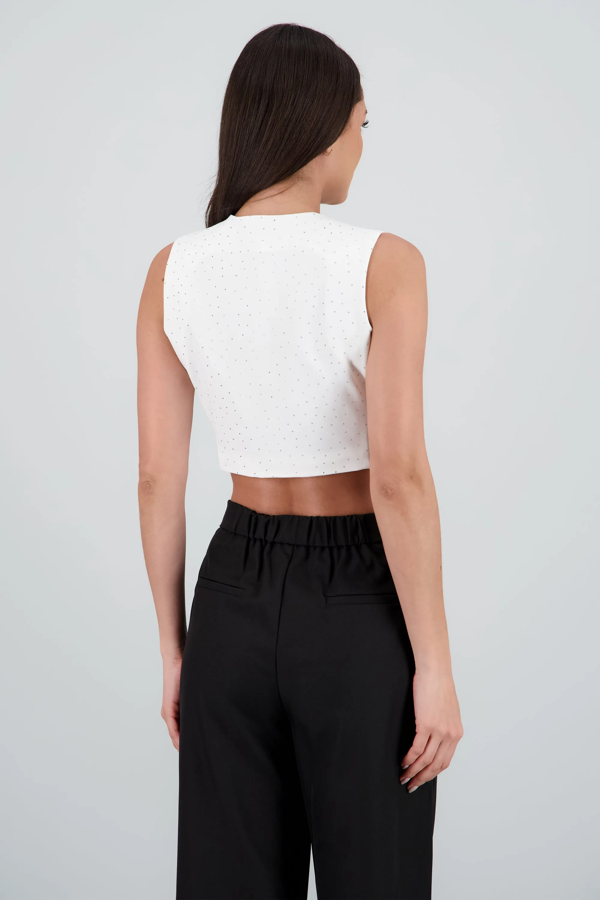 Chaleco corto escote v con brillos sold by Shasa product image thumbnail 4